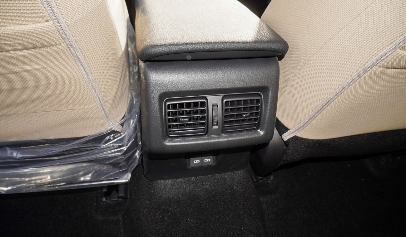 Toyota Camry E  HEV 2.5L HYBRID