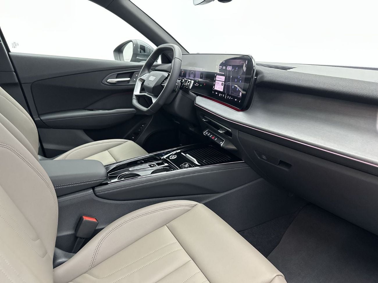 Audi Q3 Sportback TFSI quattro 204hp Premium Edition (Ref# 20884)