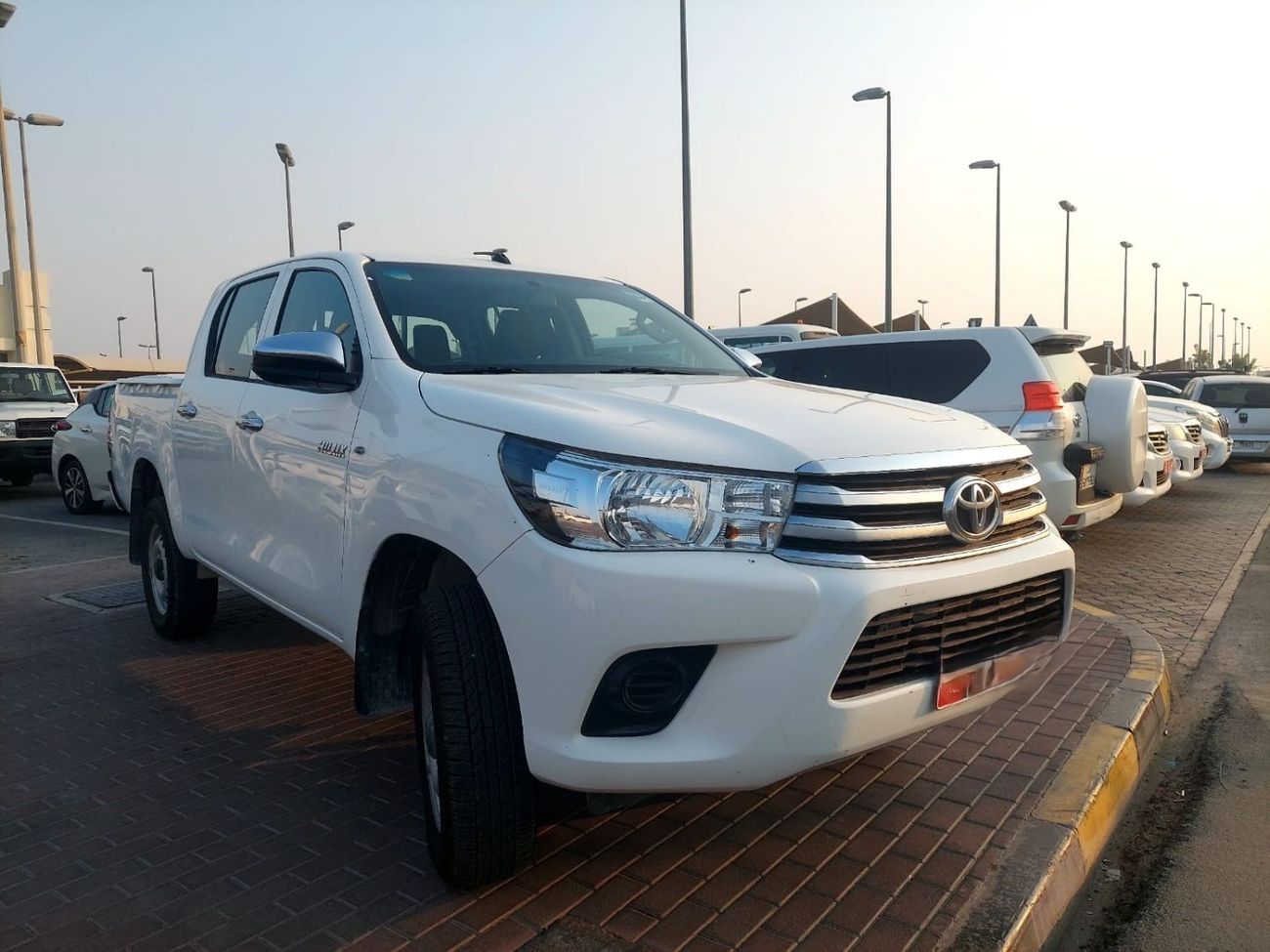 Toyota Hilux DC 2.4L 4WD DIESEL MANUAL TRANSMISSION