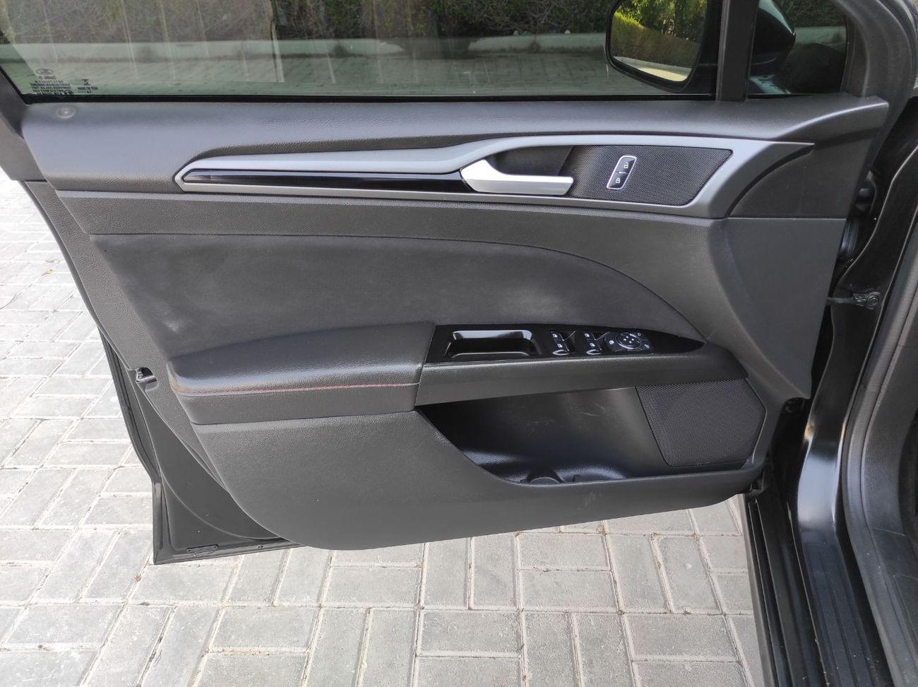 فورد فيوجن SE 2.0L Ford Fusion 2015 gcc V4 full opstions