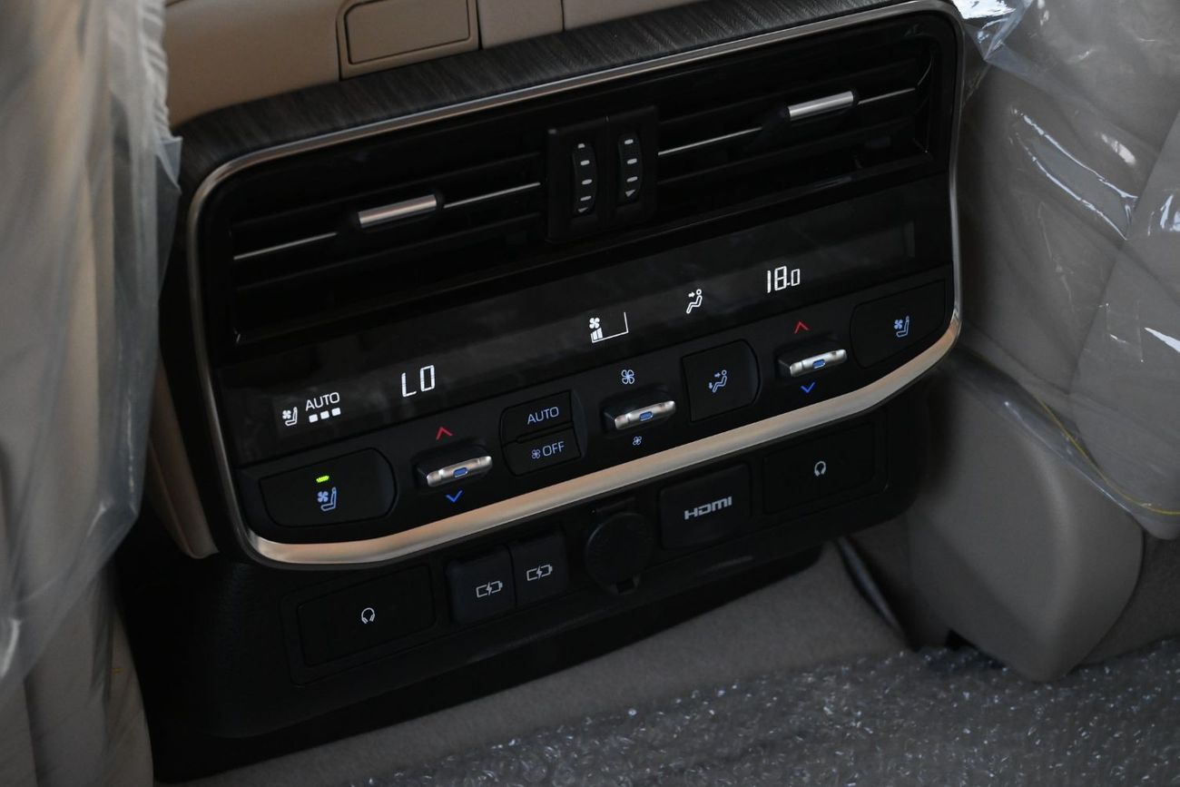 تويوتا لاند كروزر Toyota Land Cruiser VX 4.0L V6 Petrol, 4WD, Model 2024, Color White