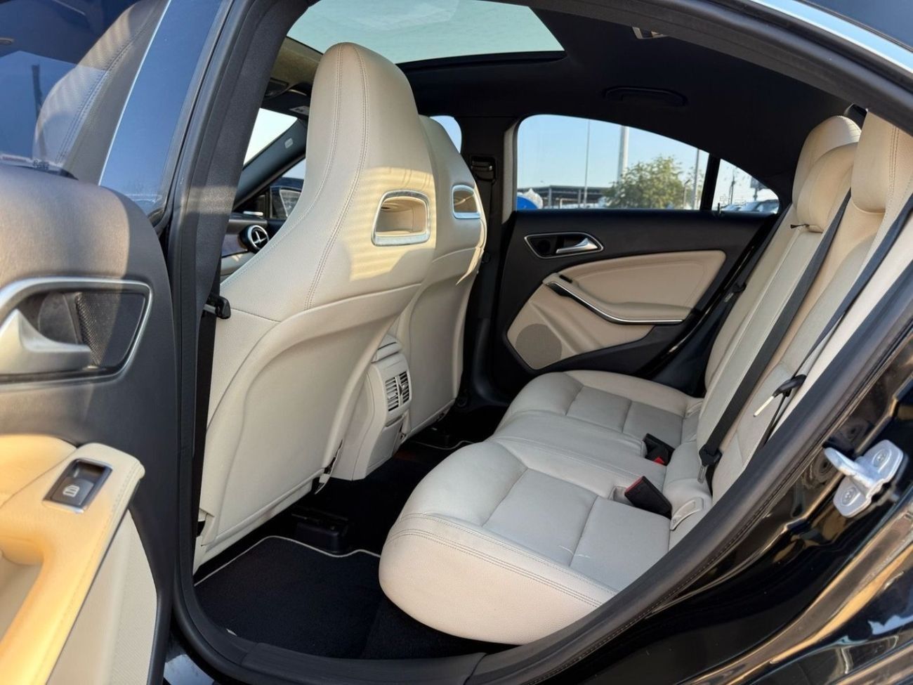 Mercedes-Benz CLA 250 Full Option Push Start Sunroof 2.0 Turbo