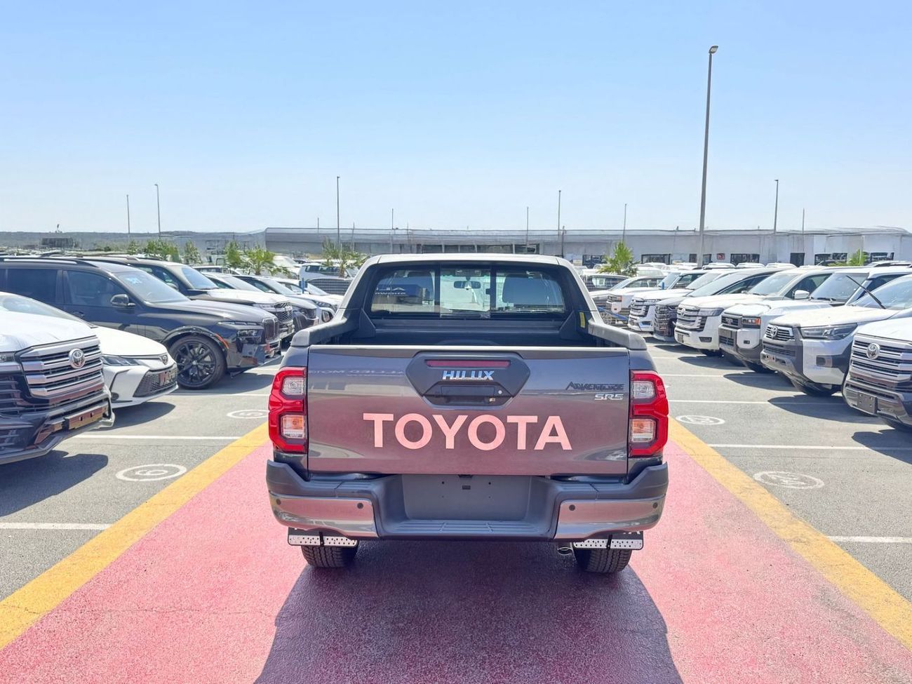 تويوتا هيلوكس 