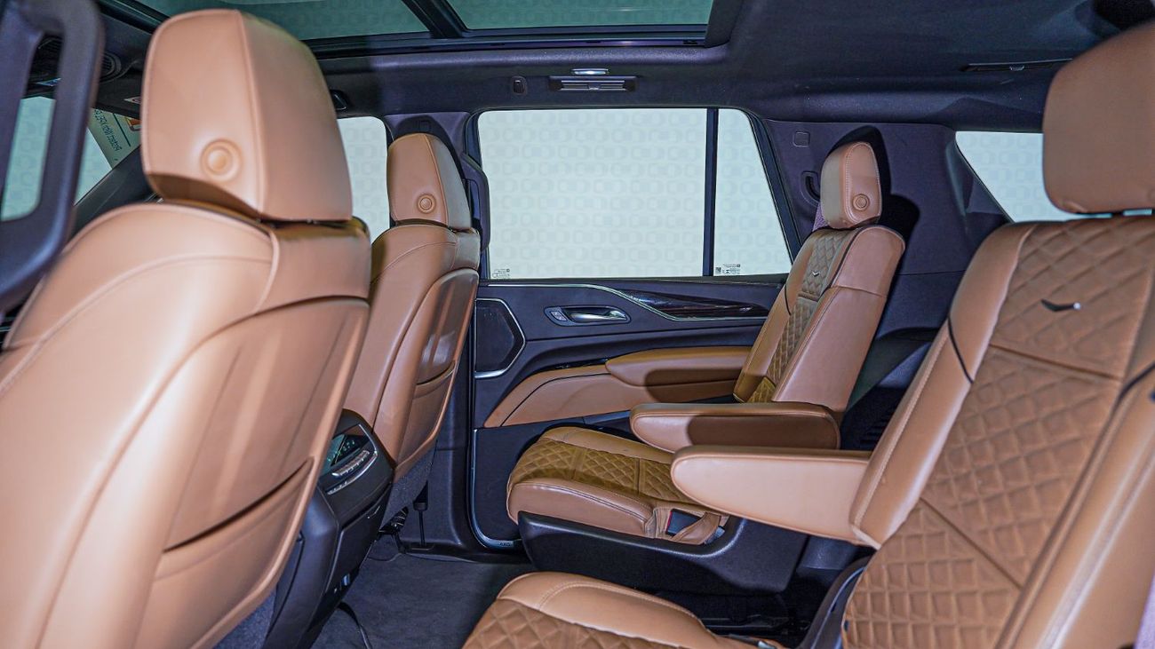 كاديلاك إسكالاد | AED 4,767 PM | Warranty Dec-2026 | GCC