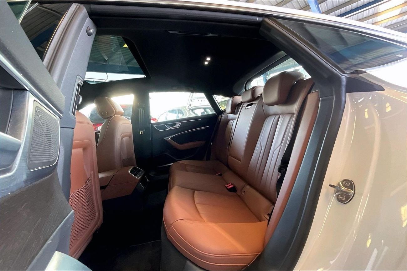 أودي A7 45 TFSI S-Line | upto AED 20,000 Ramadan Discount | شامل الضمان | 0 ﺪﻔﻋﺓ ﺃﻮﻟﻯ