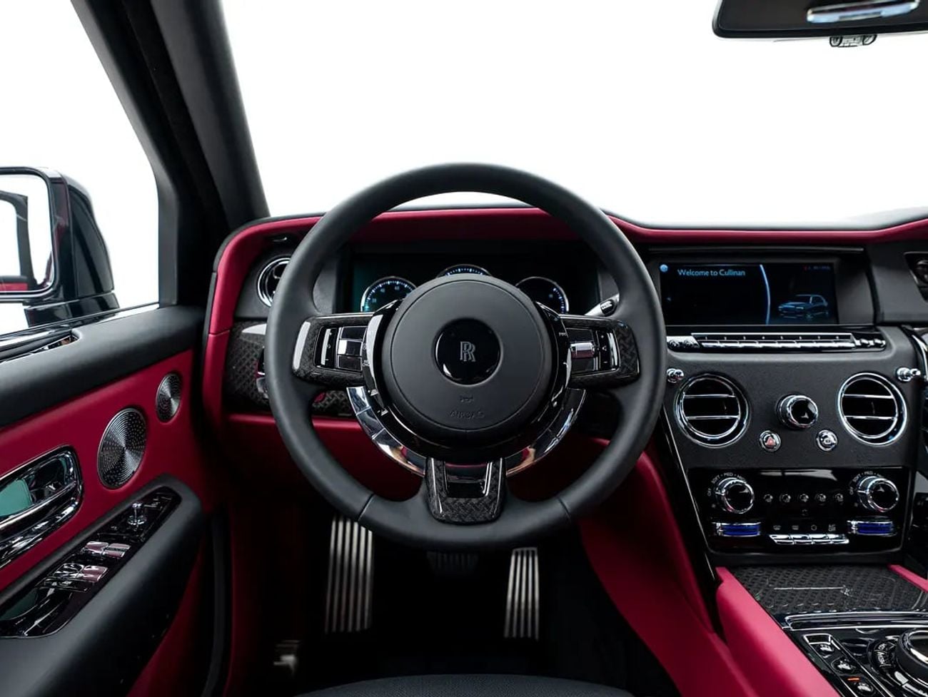 أودي RS2 Black Badge | Brand | Bespoke Interior