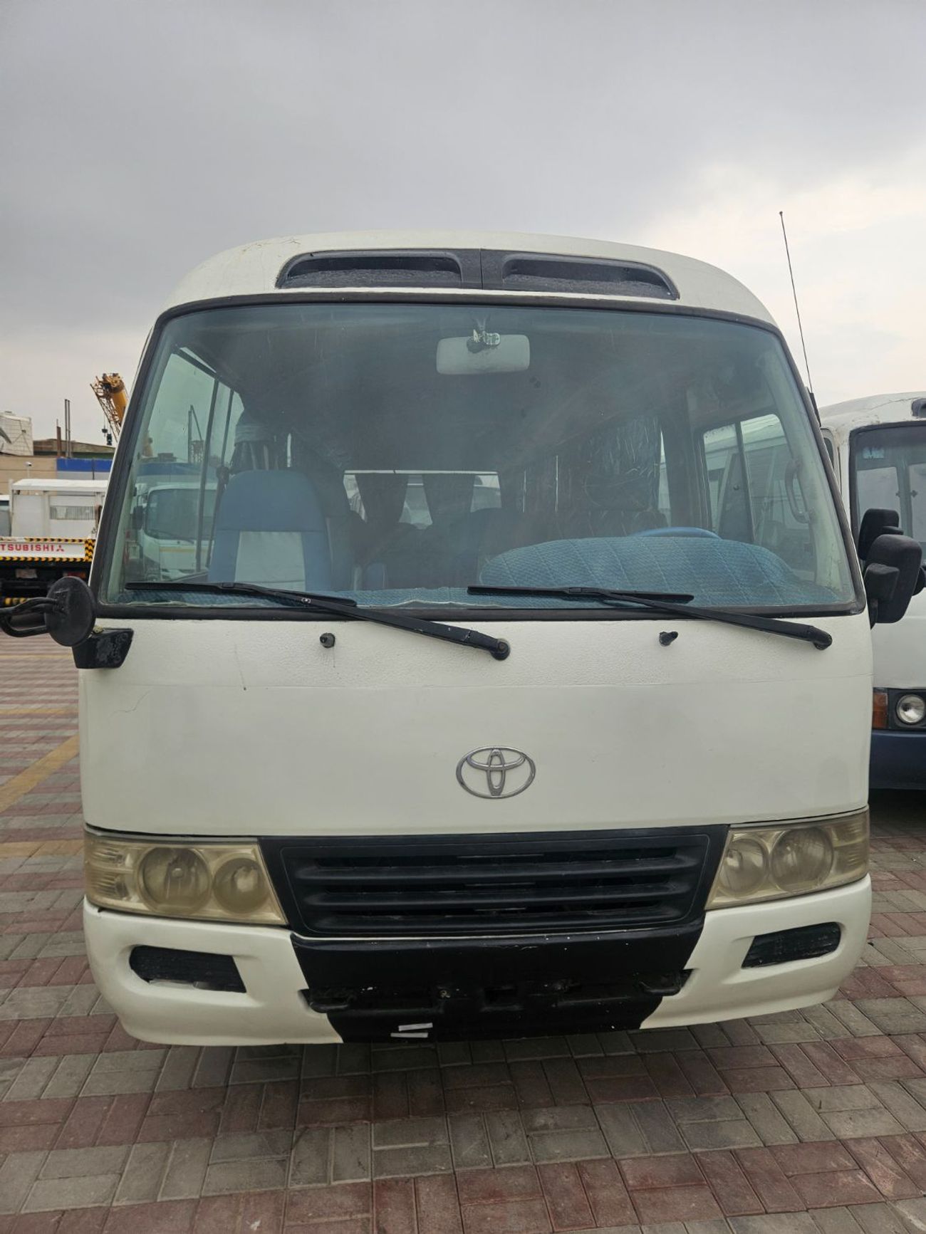 Toyota Coaster 1HZ / Disel / school bus