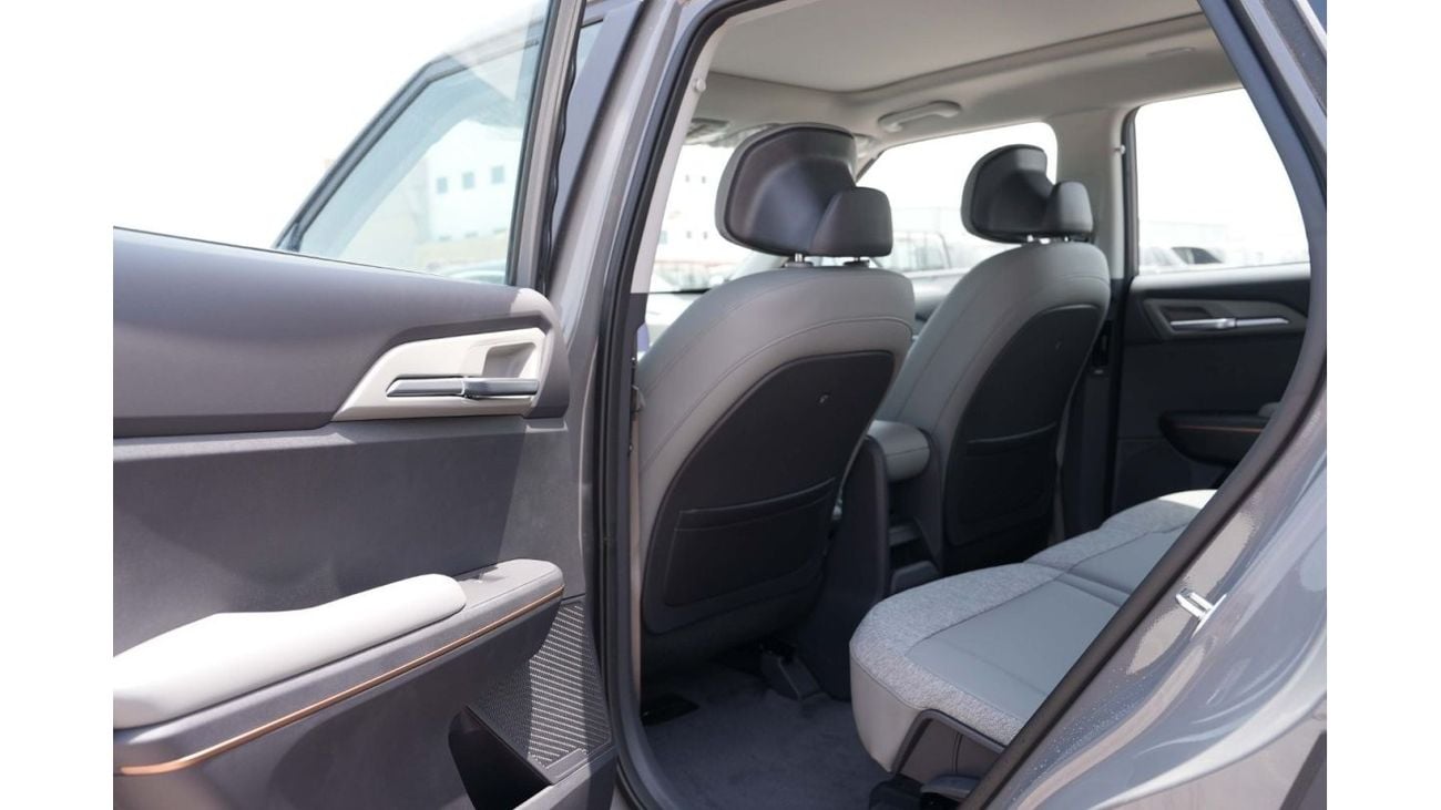 كيا EV5 2023 KIA EV5 AIR 530 - رمادي من الداخل رمادي | للتصدير فقط