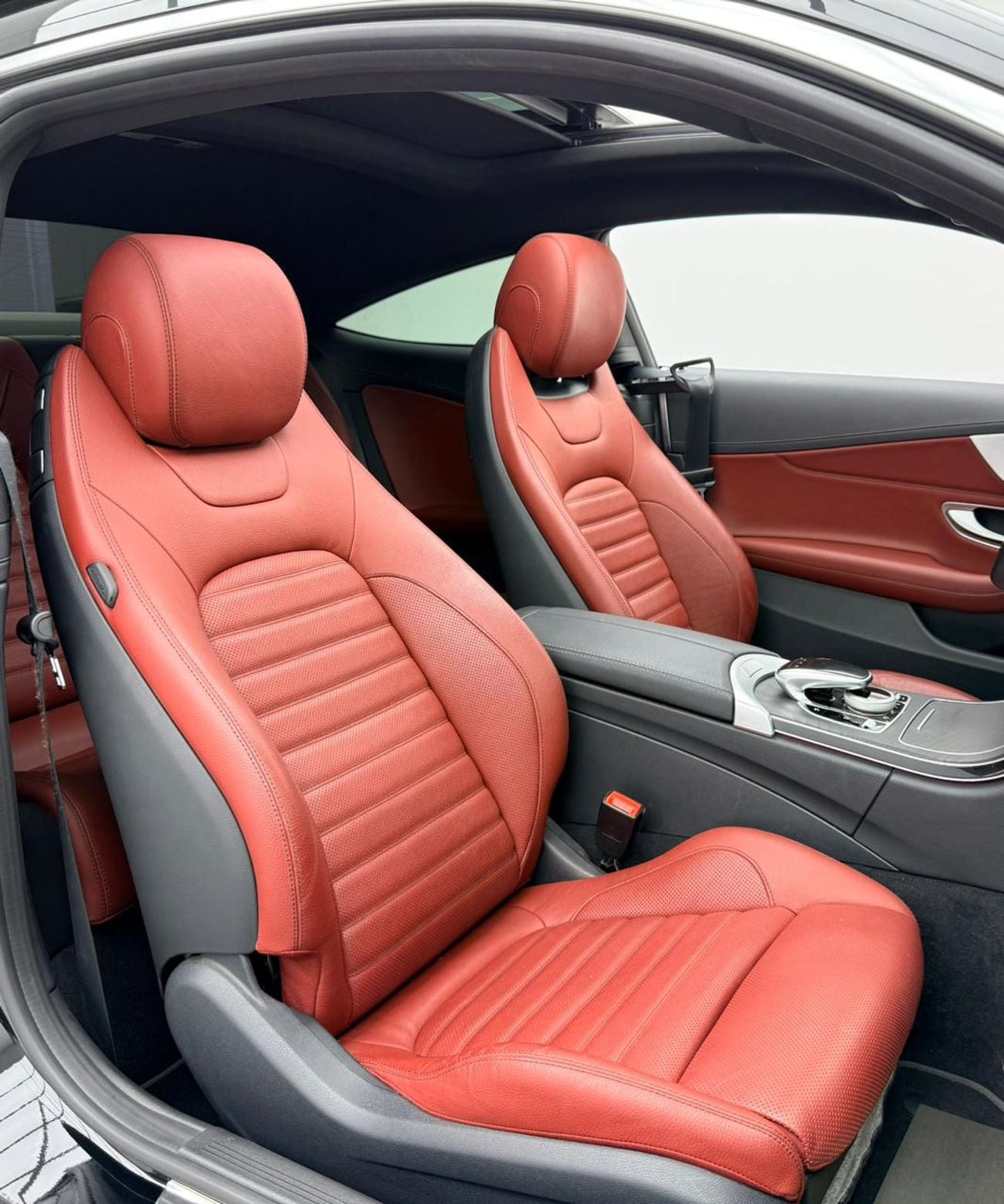 مرسيدس بنز C 200 كوبيه 2022 Mercedes-Benz C200, Warranty, Full Agency Service History, GCC