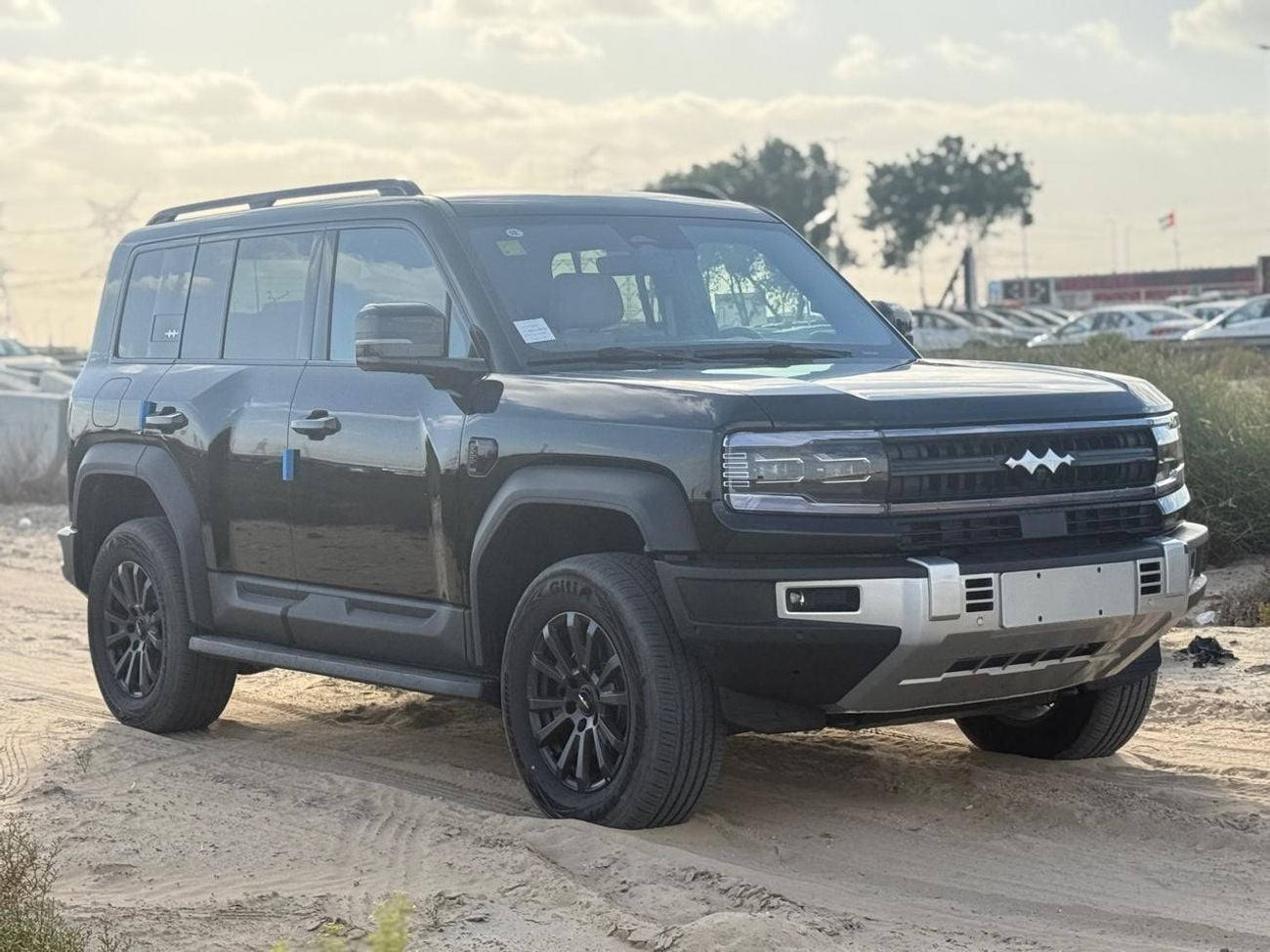بي واي دي ليوبارد 5 STD (NON GCC)