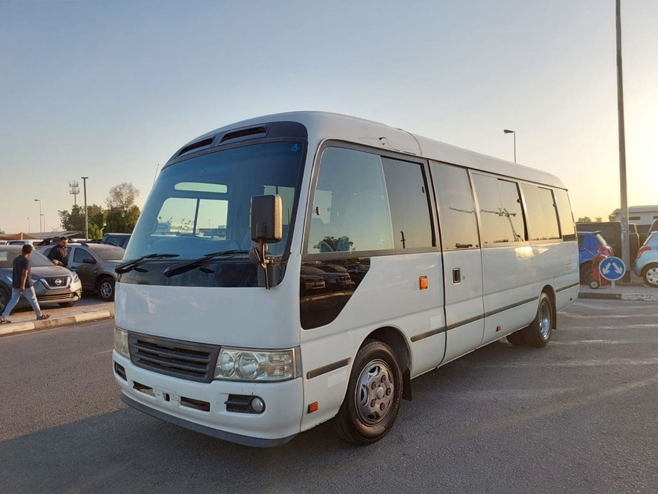 تويوتا كوستر 2012 TOYOTA COASTER BUS RHD DIESEL AUTOMATIC(PM01703)
