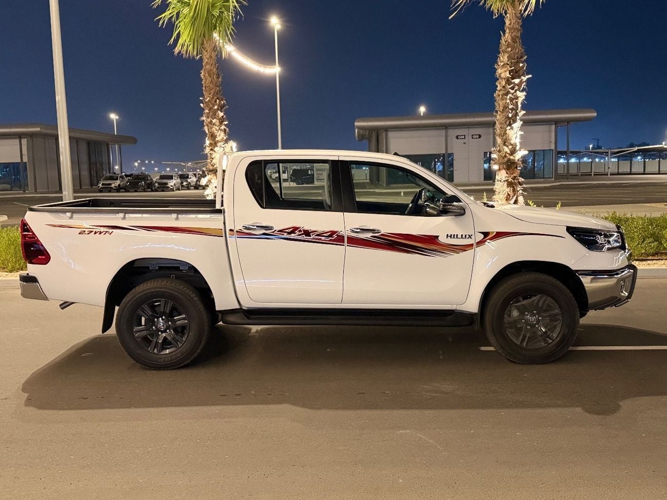 Toyota Hilux GLX 2.7L A/T PETROL 2026 FULL OPTION