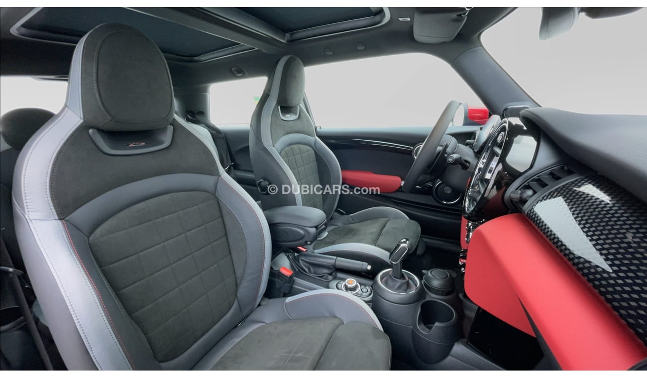 ميني كوبر John Cooper Works 2000