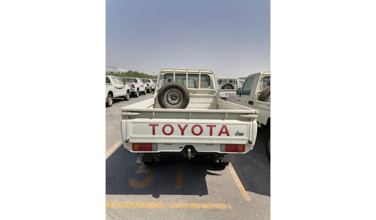 تويوتا لاند كروزر بيك آب TOYOTA LAND CRUISER HZJ79 4.2L MID(i) S/C M/T DSL