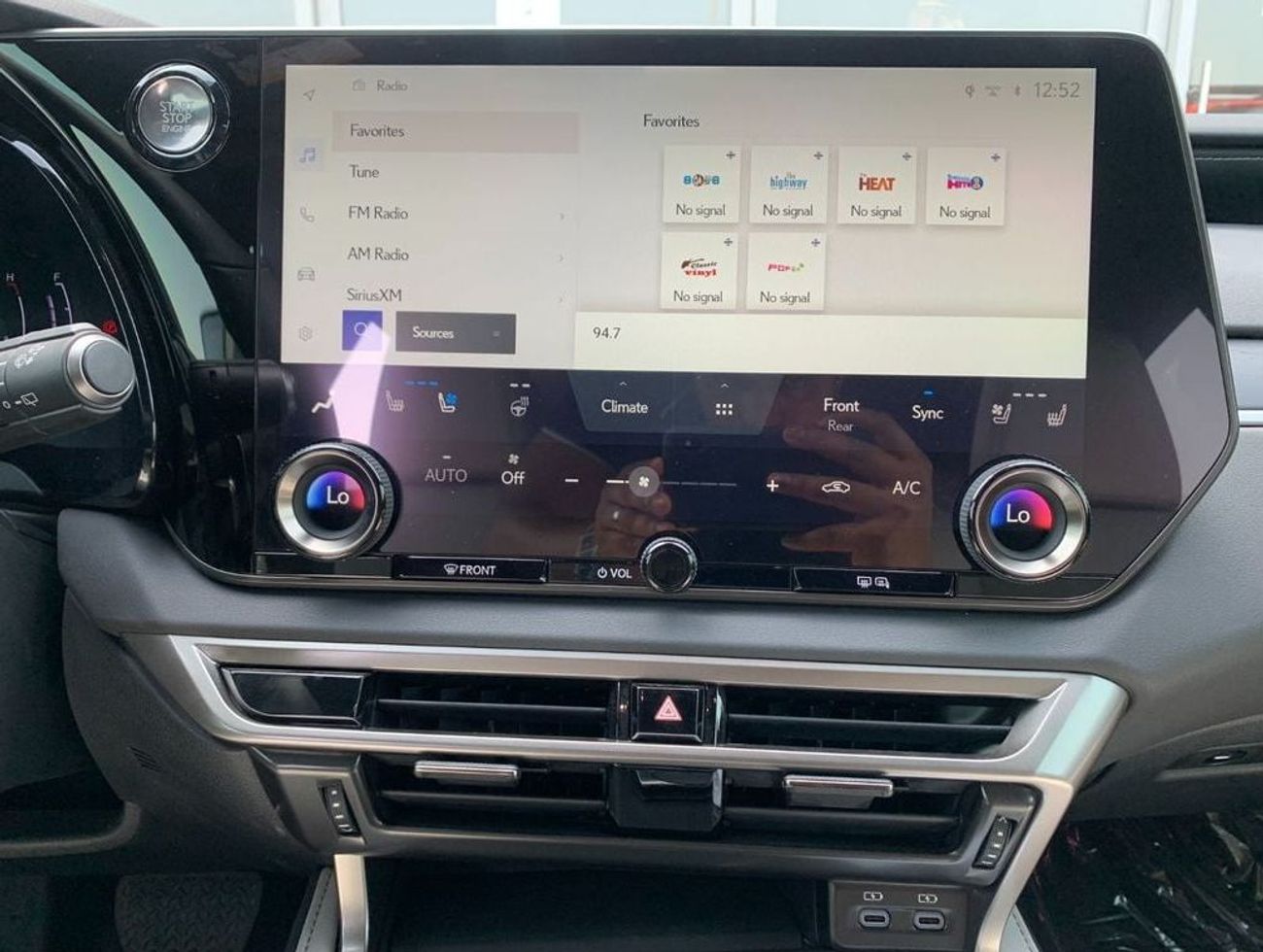 لكزس RX 350 LUXURY 2.4L TURBO AWD 5-SEATER AUTOMATIC