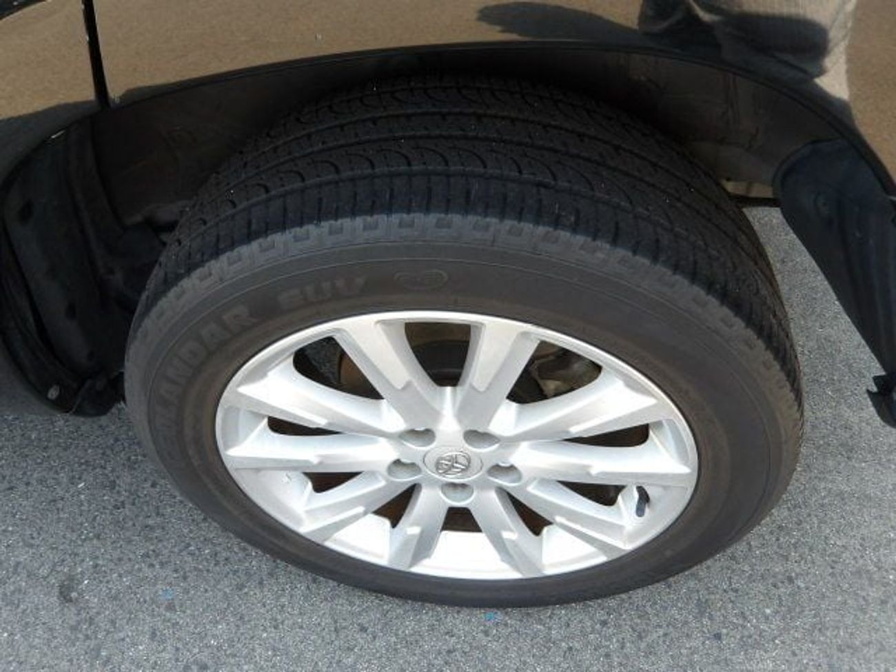 Toyota Vanguard 2.4L V4 PETROL /  240S S PKG/ACA38W / DVD / 7 STR / 2010