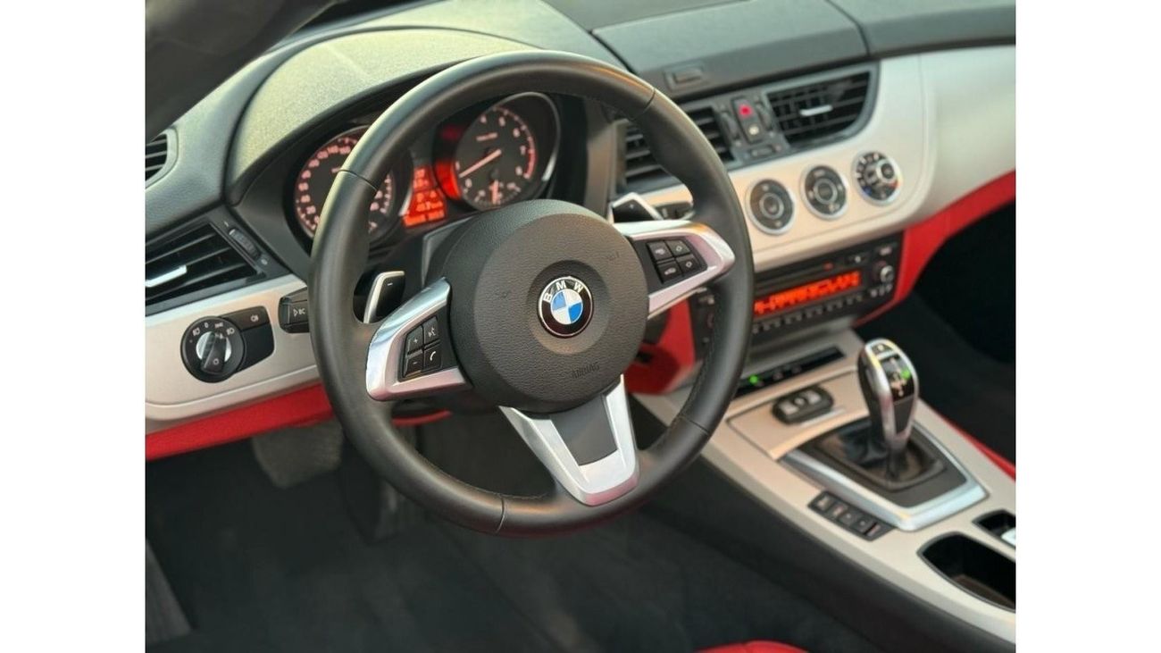 بي أم دبليو Z4 sDrive 18i