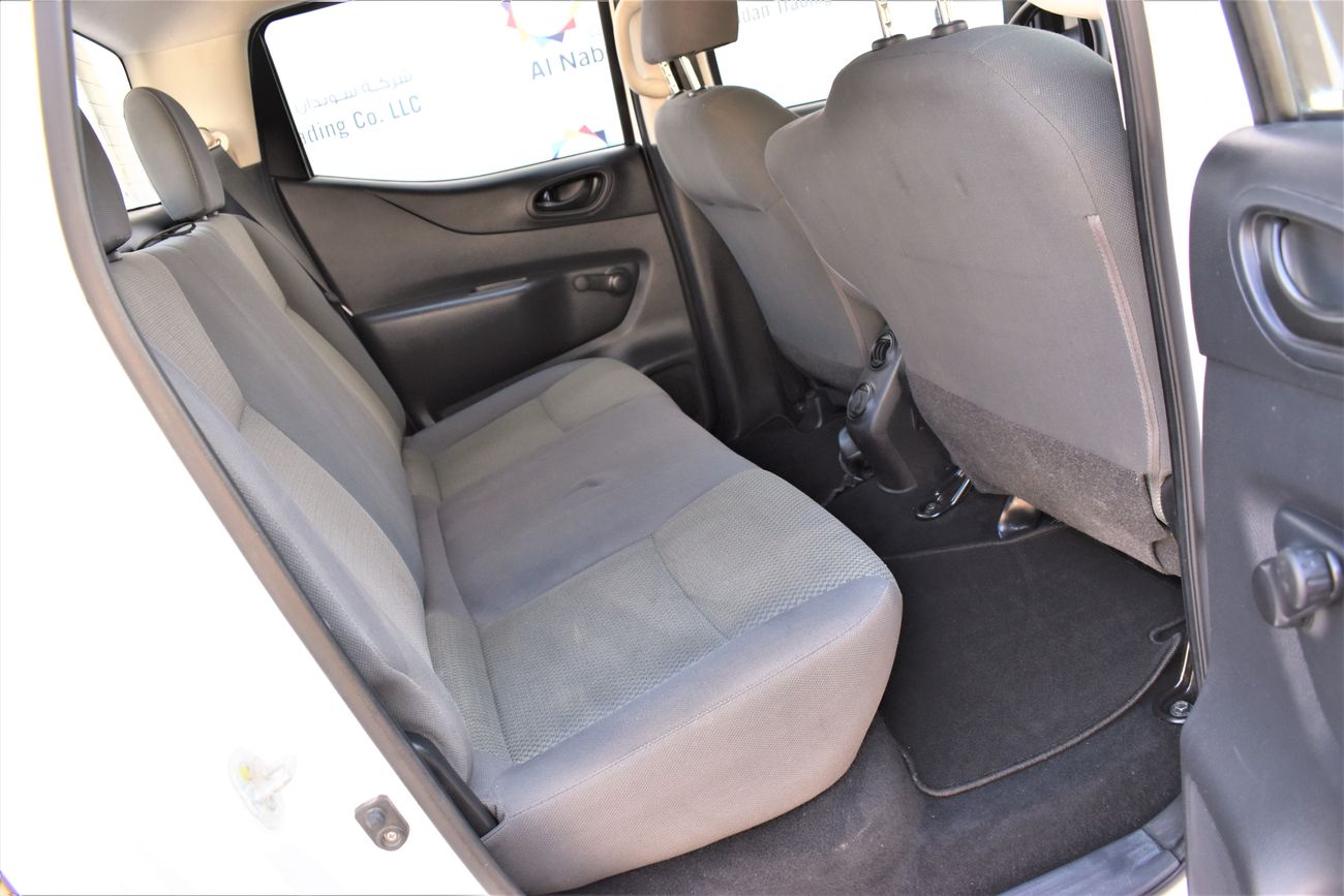 Nissan Navara AED 978 PM | 2.5L M/T 2WD GCC DEALER WARRANTY