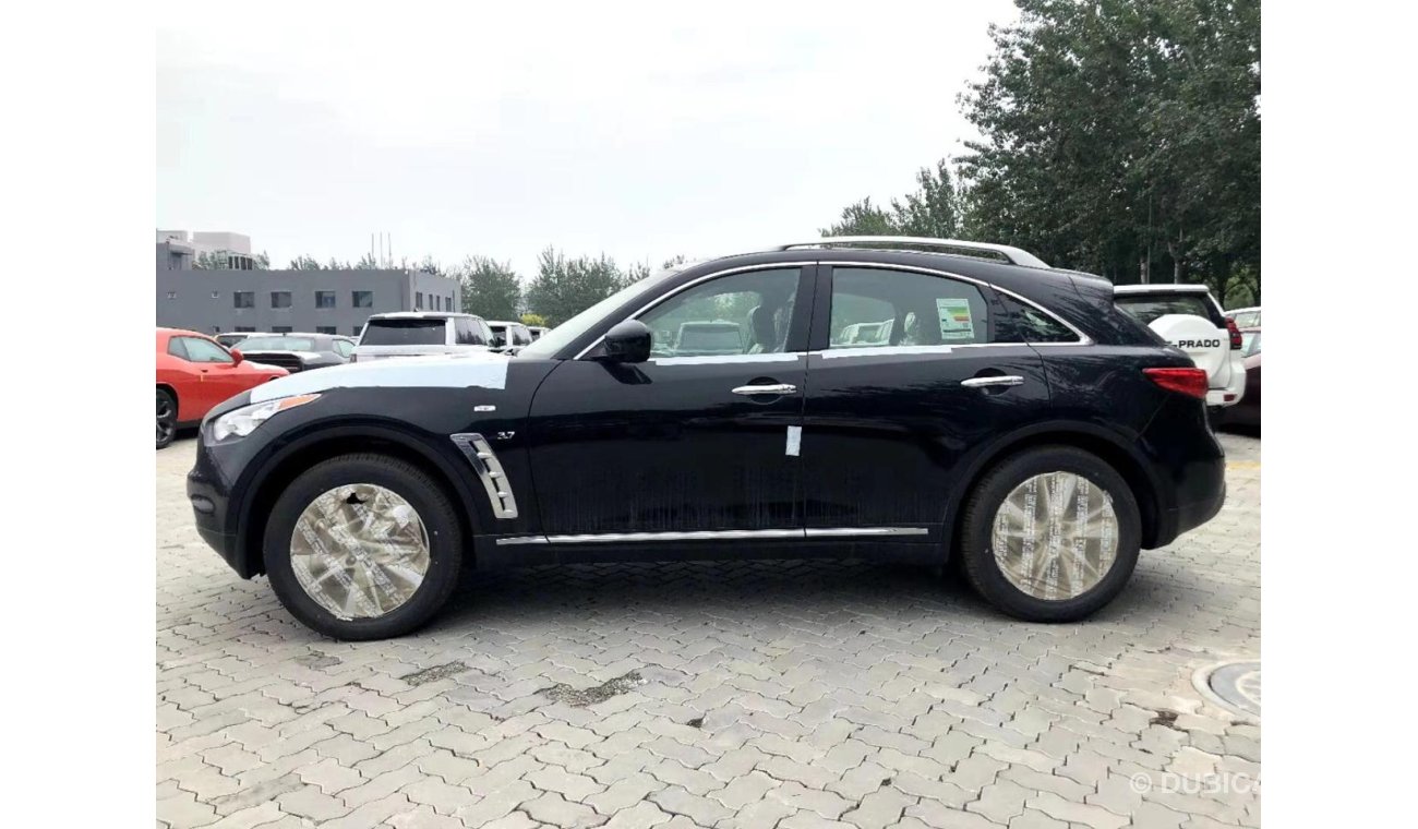 Infiniti QX70 0KM CAR - LTD TIME OFFER