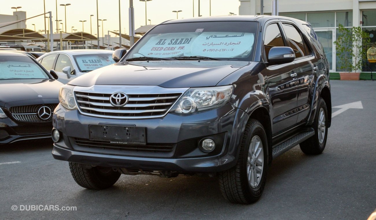 Toyota Fortuner SR5