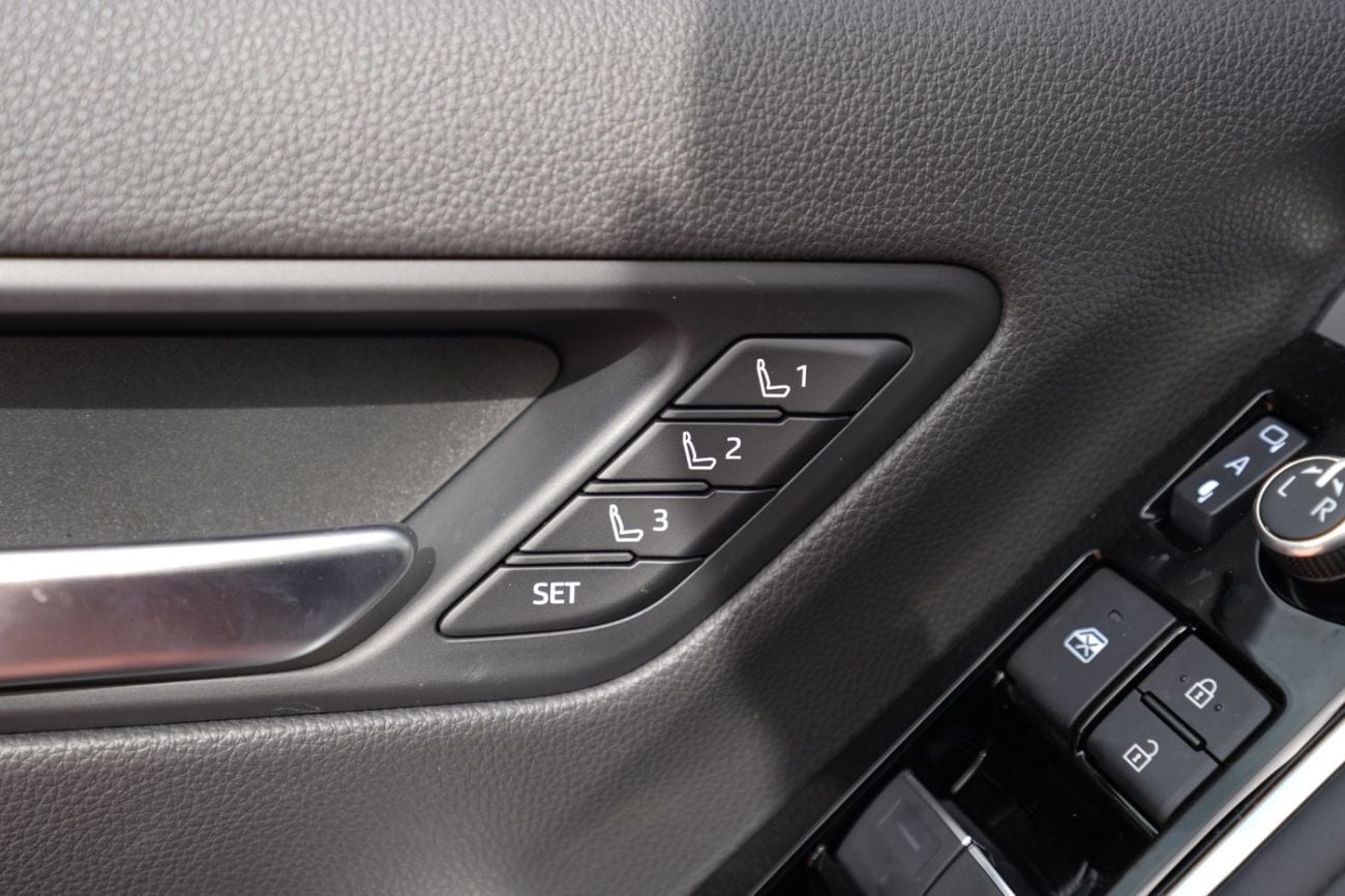 Toyota Land Cruiser Toyota Land Cruiser LC300 3.5L TWIN TURBO FULL OPTION MY26