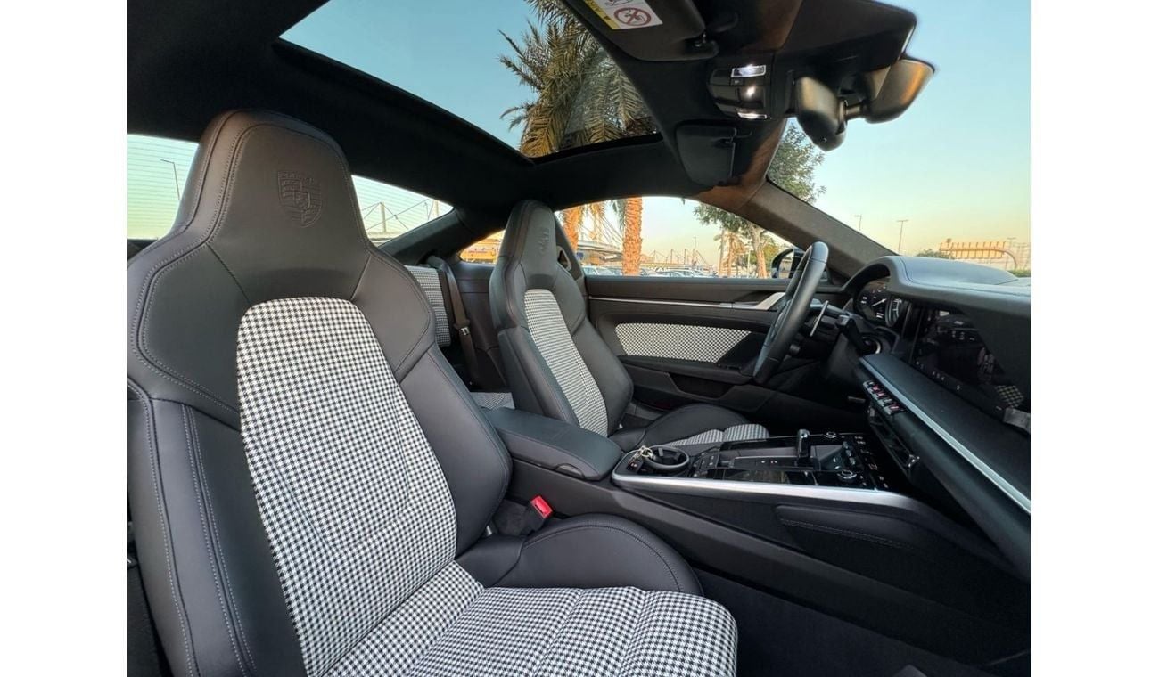 بورش 911 Turbo 3.8L (580 HP) Coupe GCC SPEC UNDER WARRANTY