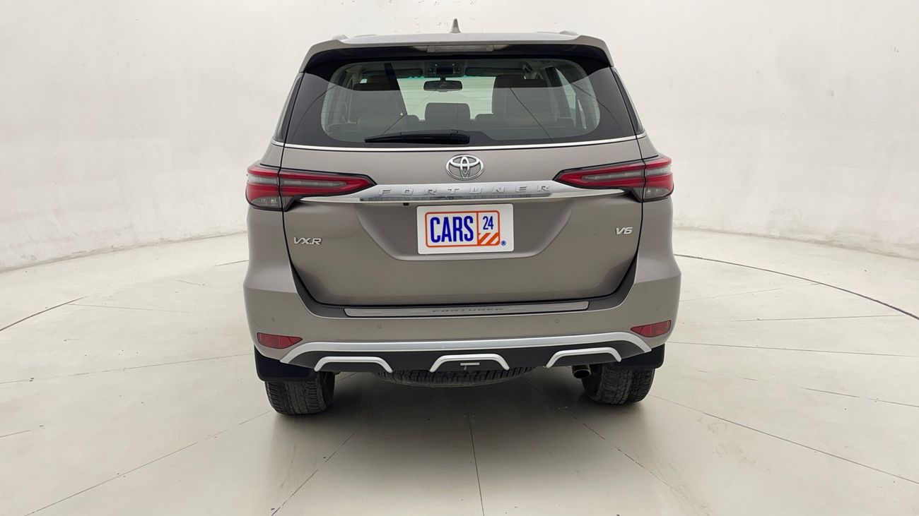 Toyota Fortuner VXR 4 | Zero Down Payment | Home Test Drive