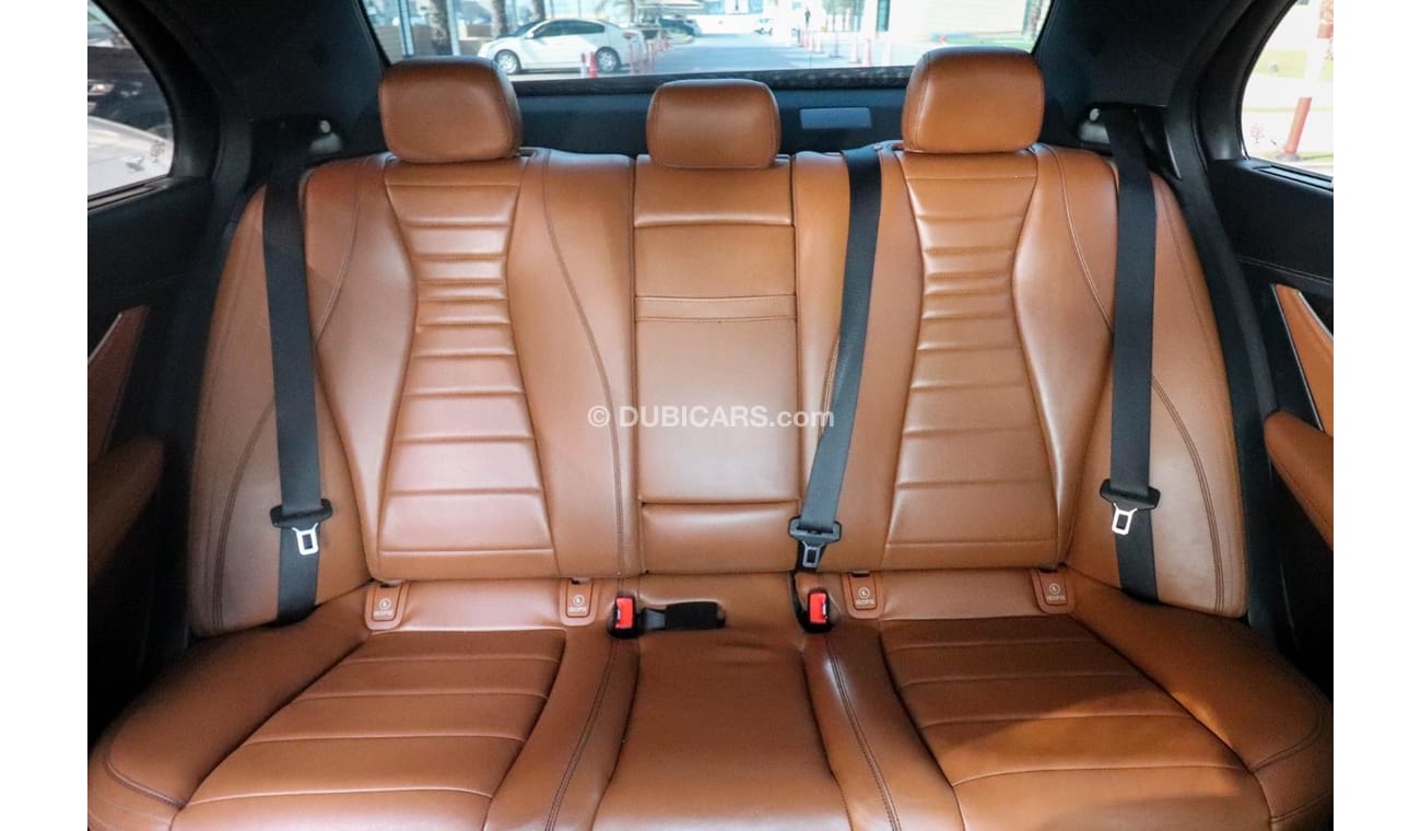 مرسيدس بنز E200 W213