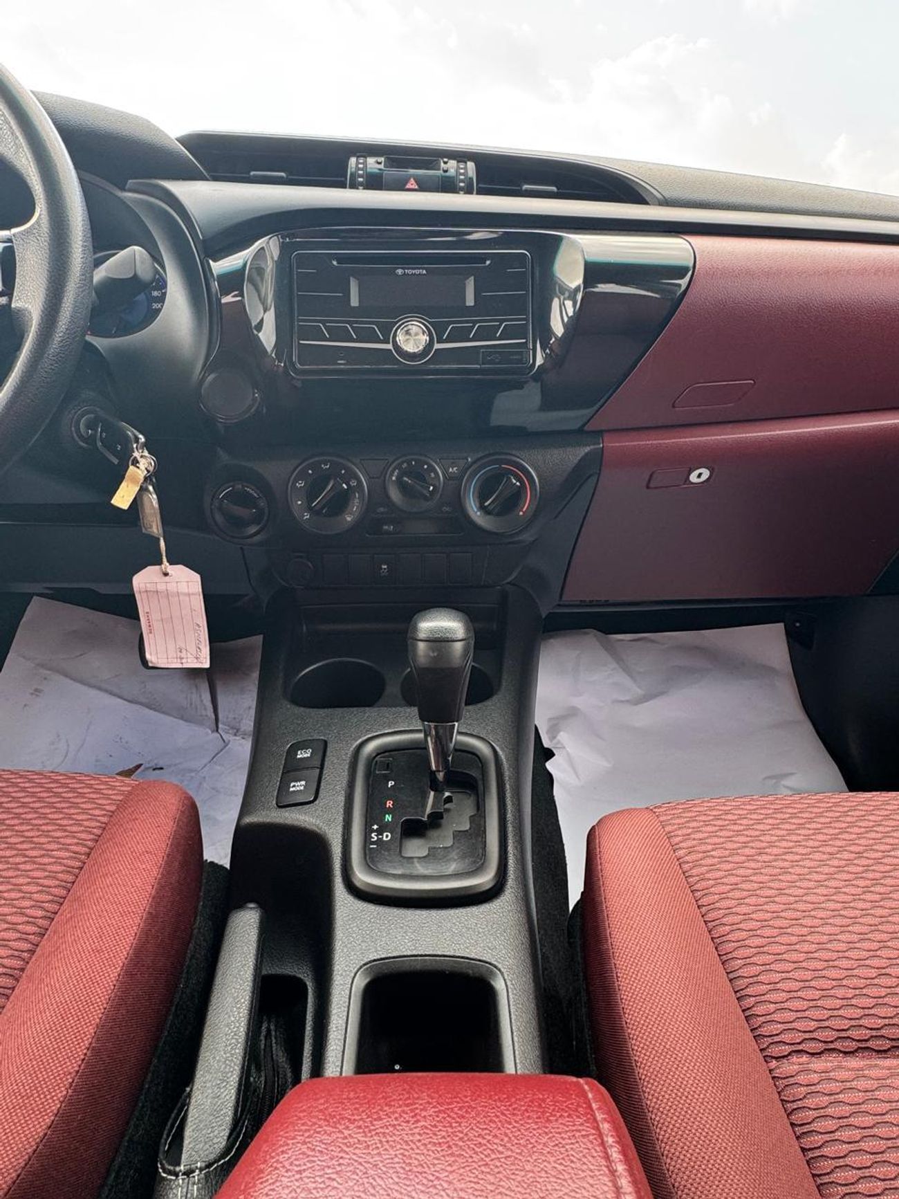 Toyota Hilux Toyota Hilux pickup 2019Model Engine 2.8 Diesel 4x4 colour white Transmission Automatic Interior.Bla