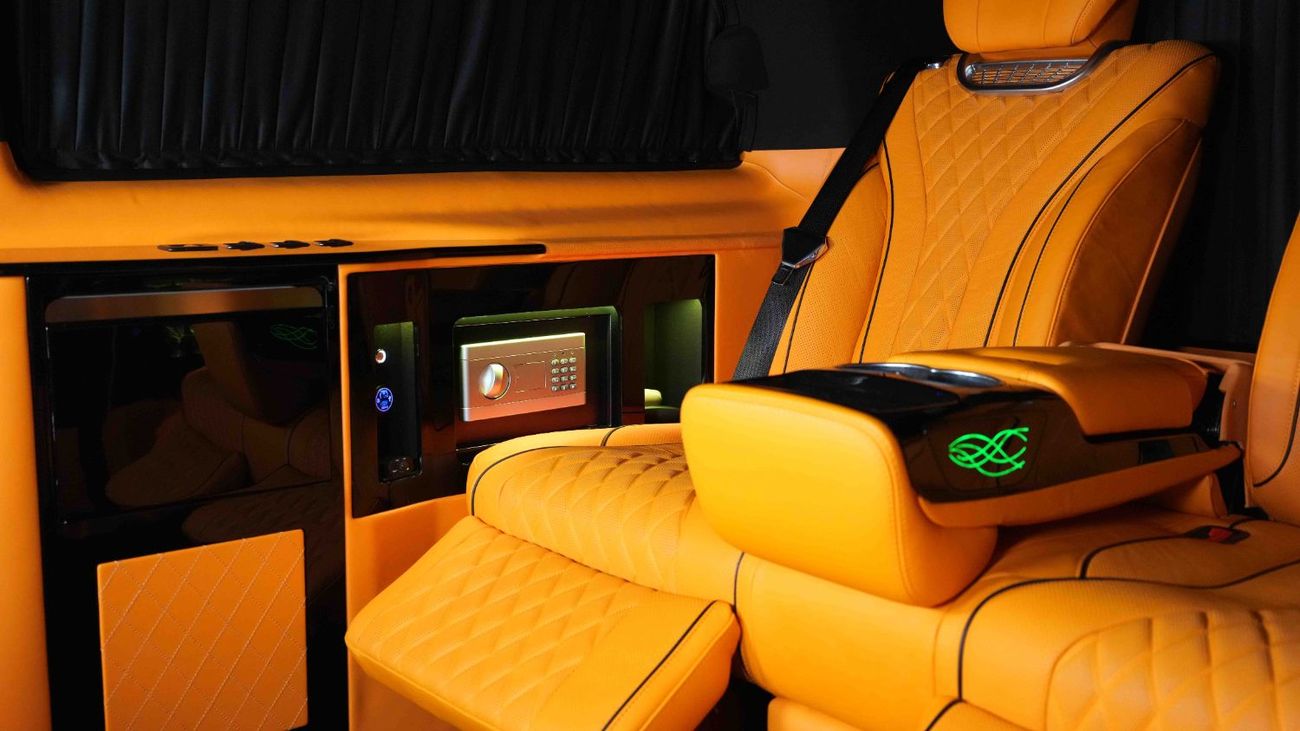 مرسيدس بنز V 250 | LIMITED OFFER | V CLASS LONG WHEELBASE | MAYBACH KIT | IMMACULATE CONDITION