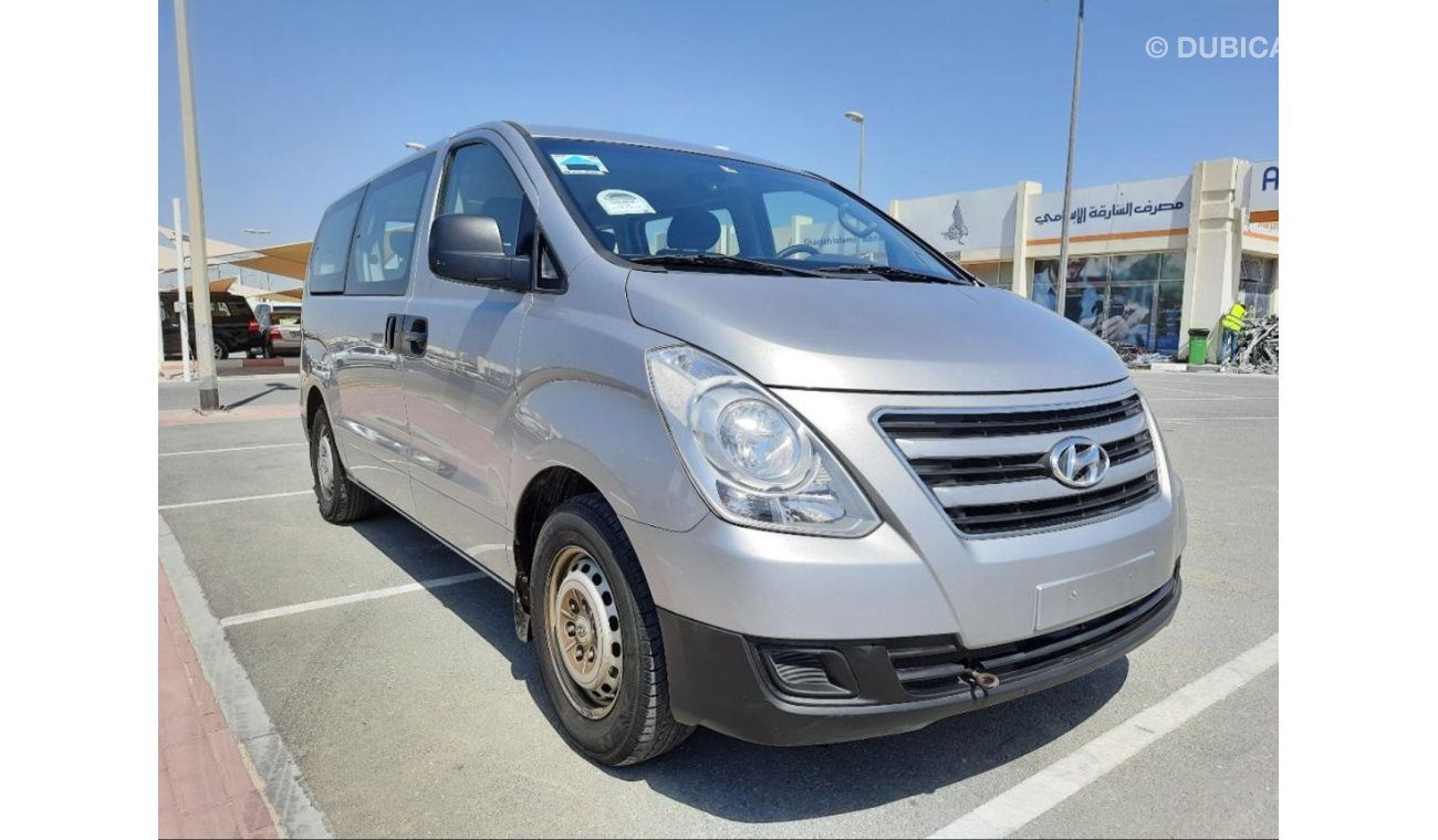 Hyundai H-1 Hyundai H1 2016 GCC automatic ...free accedant