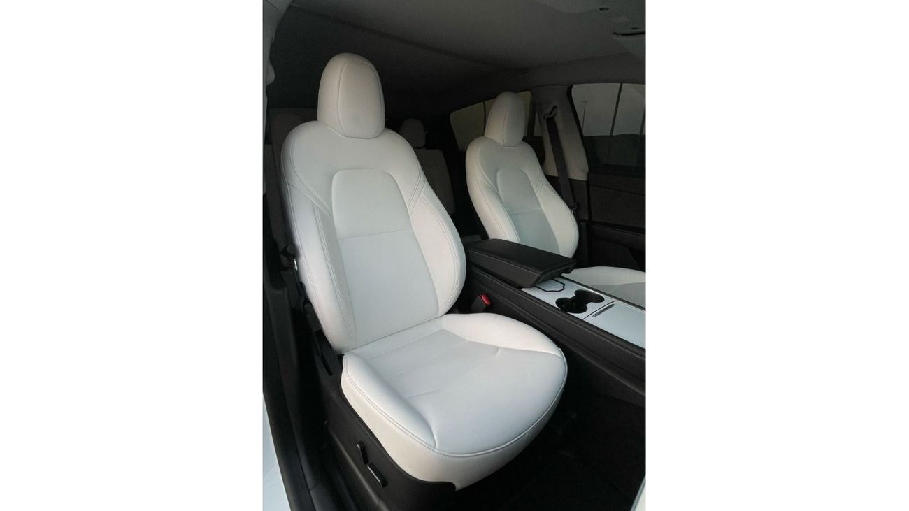 Tesla Model Y TESLA MODEL Y LONG RANGE DUAL MOTOR MODEL : 2023 MILEAGE : 24,000 km PRICE : 172,000 DIRHAMS Gulf sp