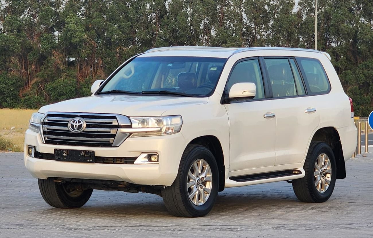 Toyota Land Cruiser GXR V6