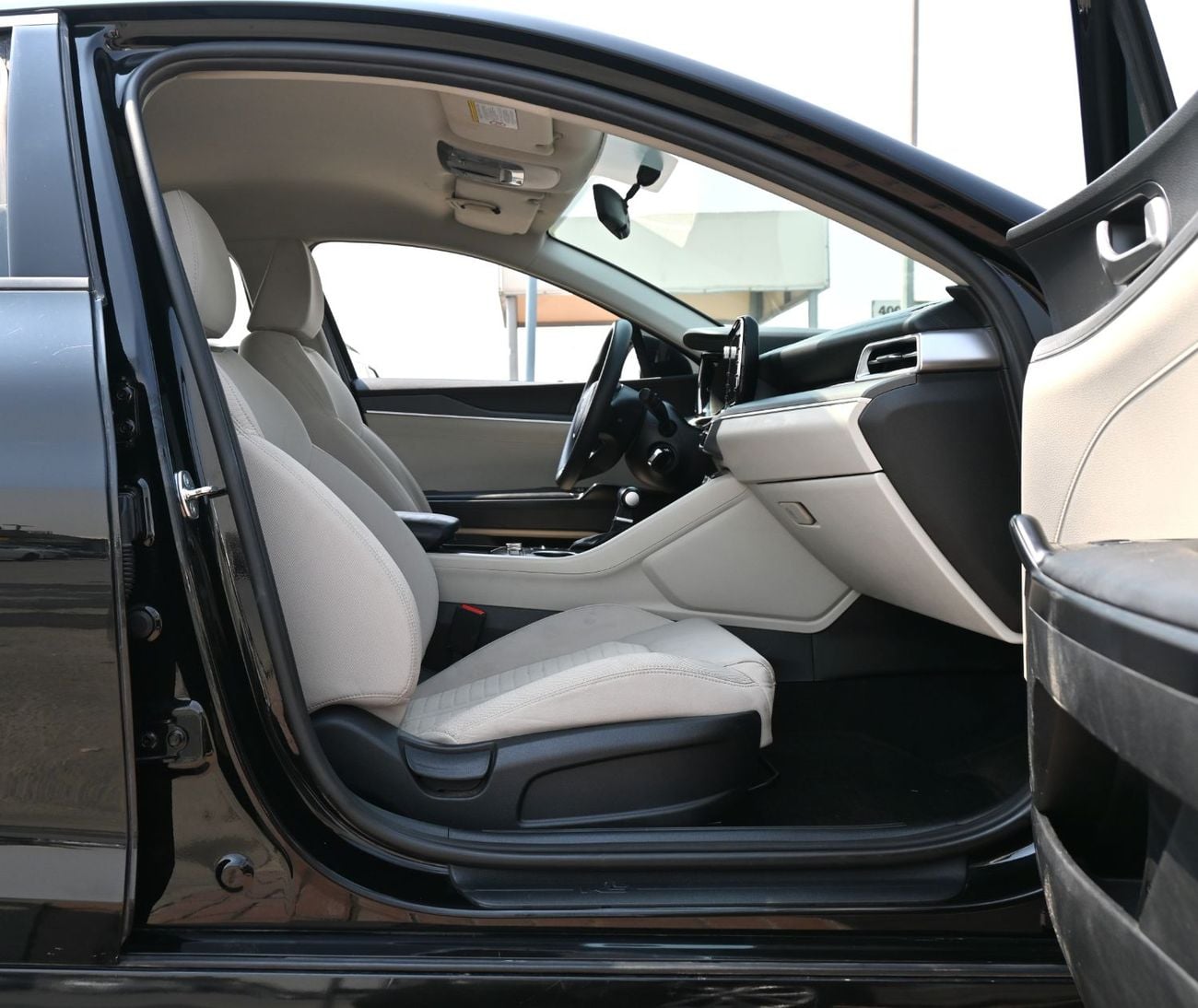 Kia K5 LX