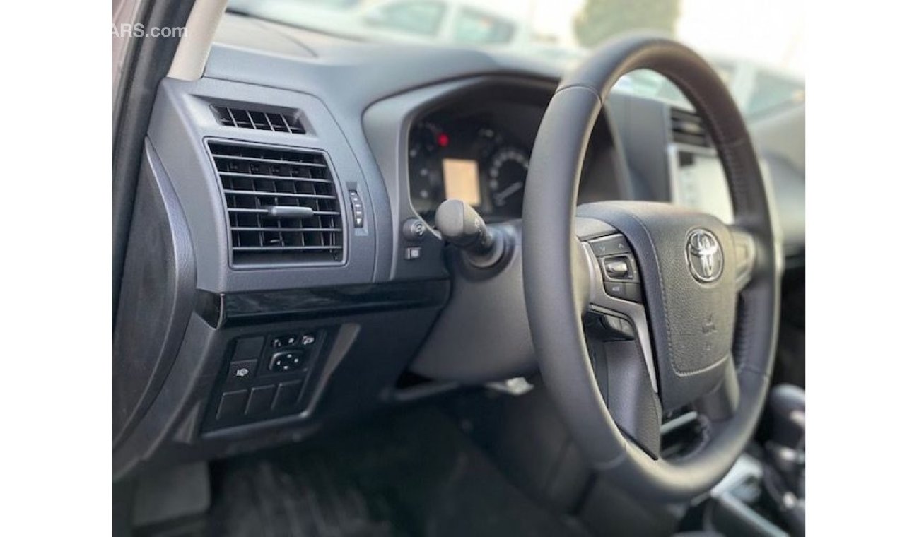 تويوتا برادو Toyota Prado 2.8L Diesel Automatic with sunroof and push start (2021 model)