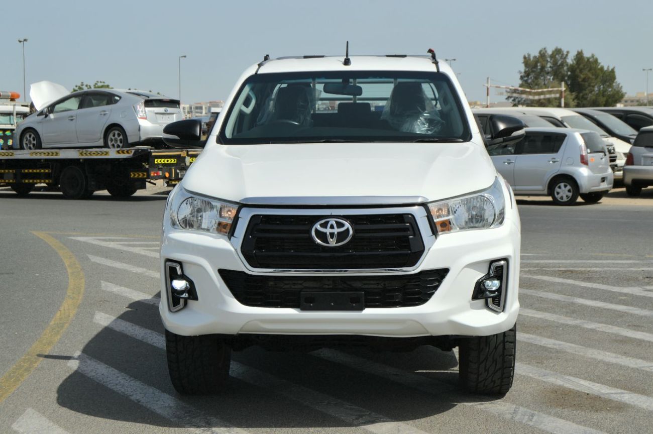 Toyota Hilux Double cabin 2.8L, perfect inside and outside