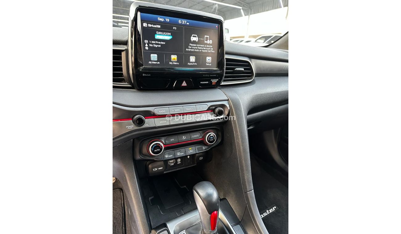 Hyundai Veloster Turbo