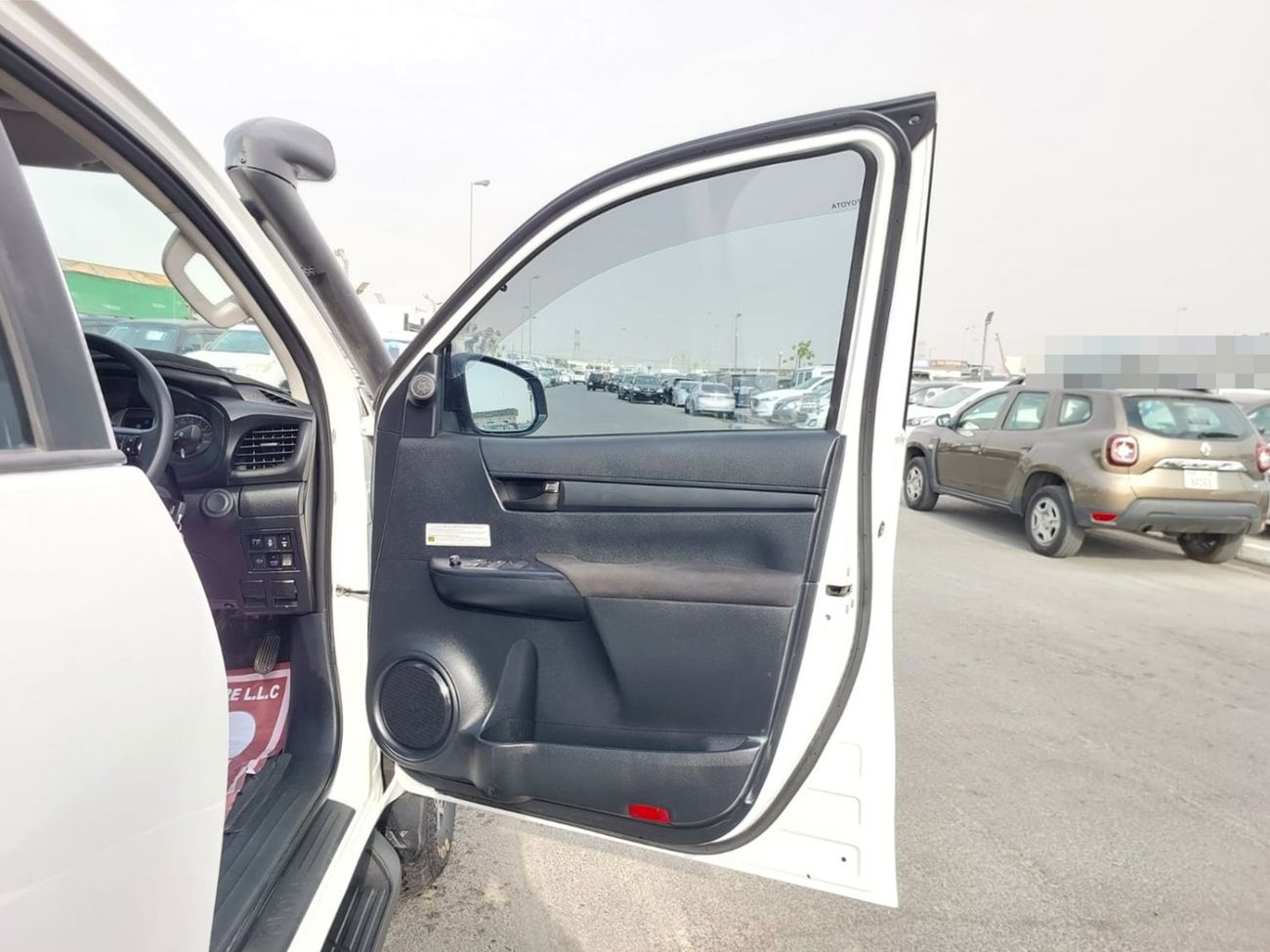 Toyota Hilux TOYOTA HILUX PICK UP RHD 2022 MODEL 2.8 L DIESEL AUTOMATIC(PM71300)