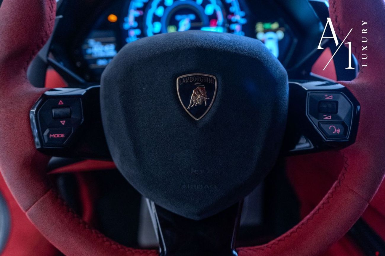 Lamborghini Aventador 6.5L V12 2016 Lamborghini Aventador LP700-4, Full Service History, SVJ Kit, Very Low Kms,