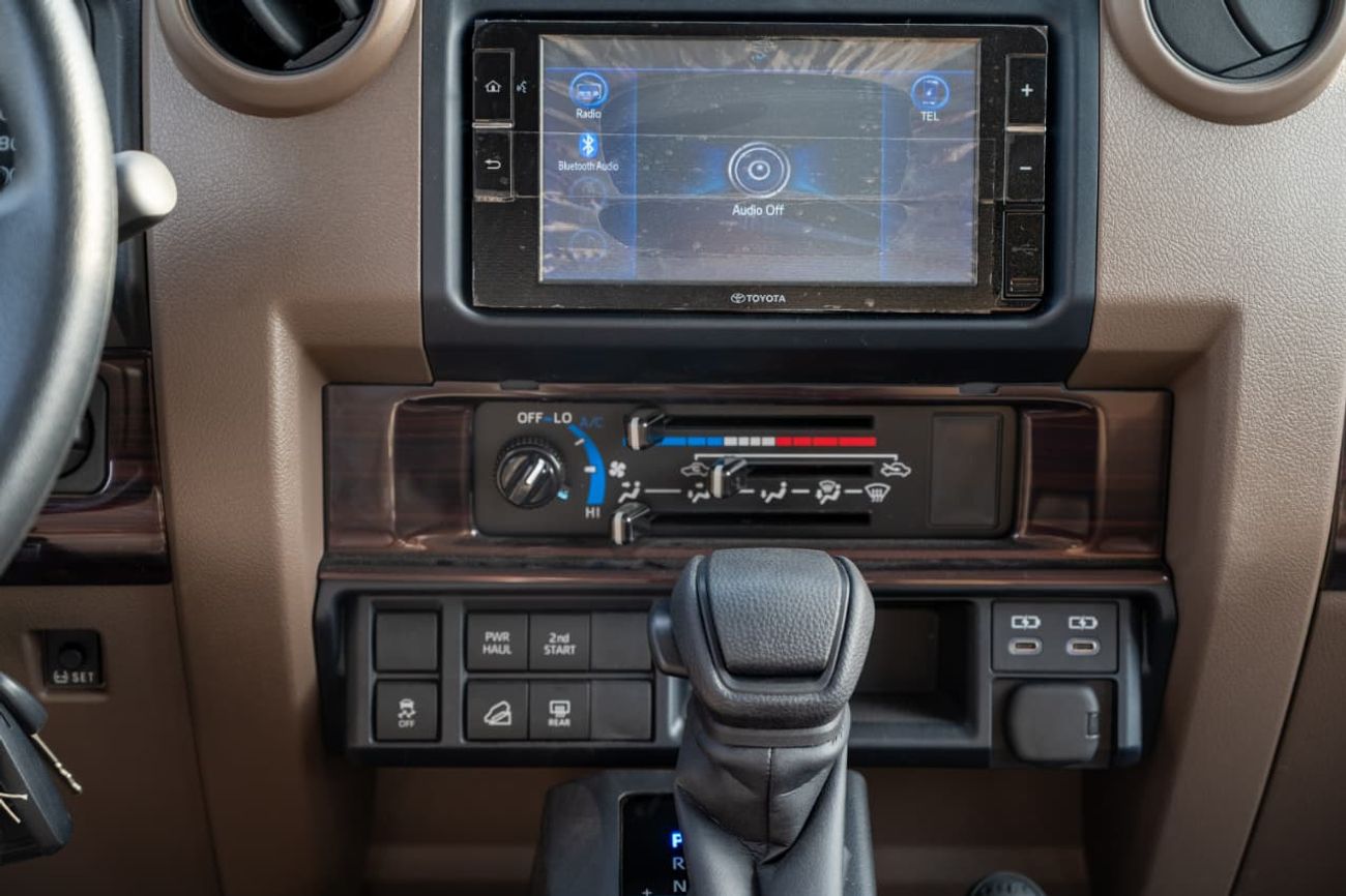 تويوتا لاند كروزر 70 Toyota LC 76 4.0L Petrol E Automatic 2025