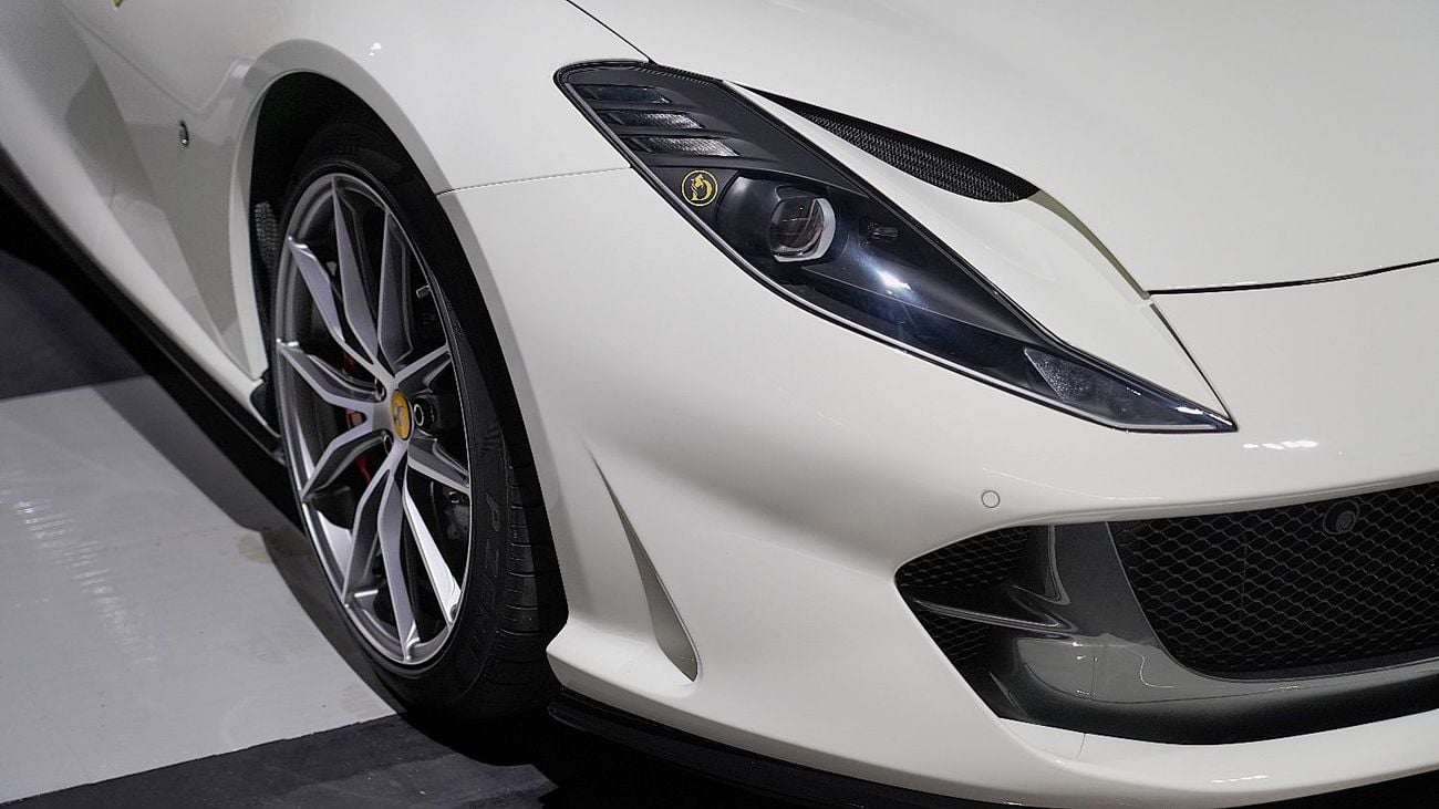 فيراري 812 GTS | LIMITED OFFER | FULL INTERIOR CARBON FIBER | NEW | V12 6.5L ENGINE | 789 HP