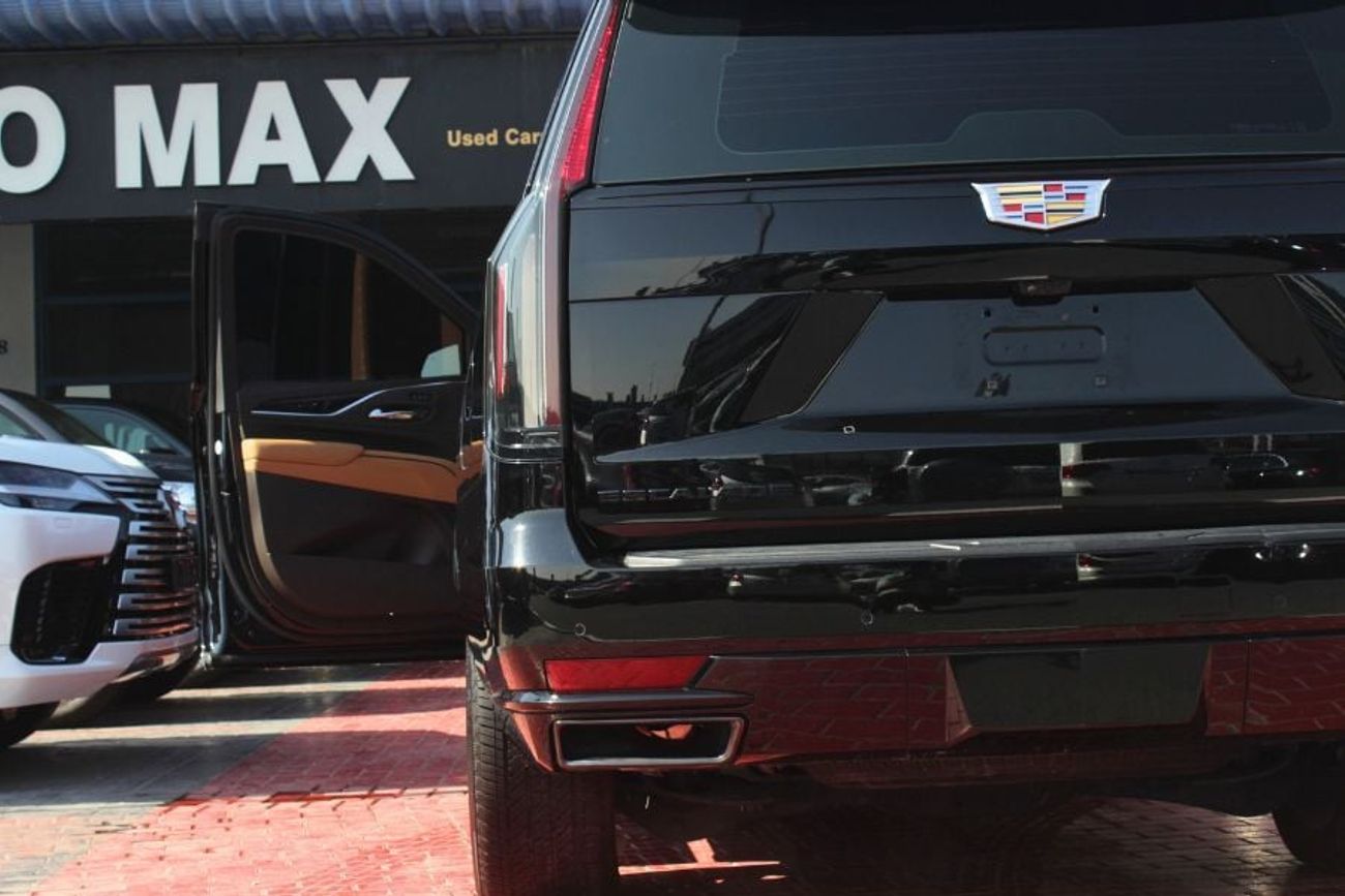 كاديلاك إسكالاد 600 Black Edition XL, GCC Under Warranty&Service Contract from Local Dealer