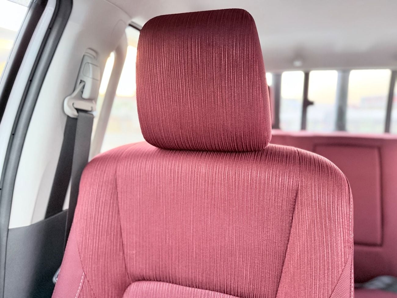 Toyota Hilux GL Toyota Hilux Full Option, 2.4-litre diesel, manual gearbox.