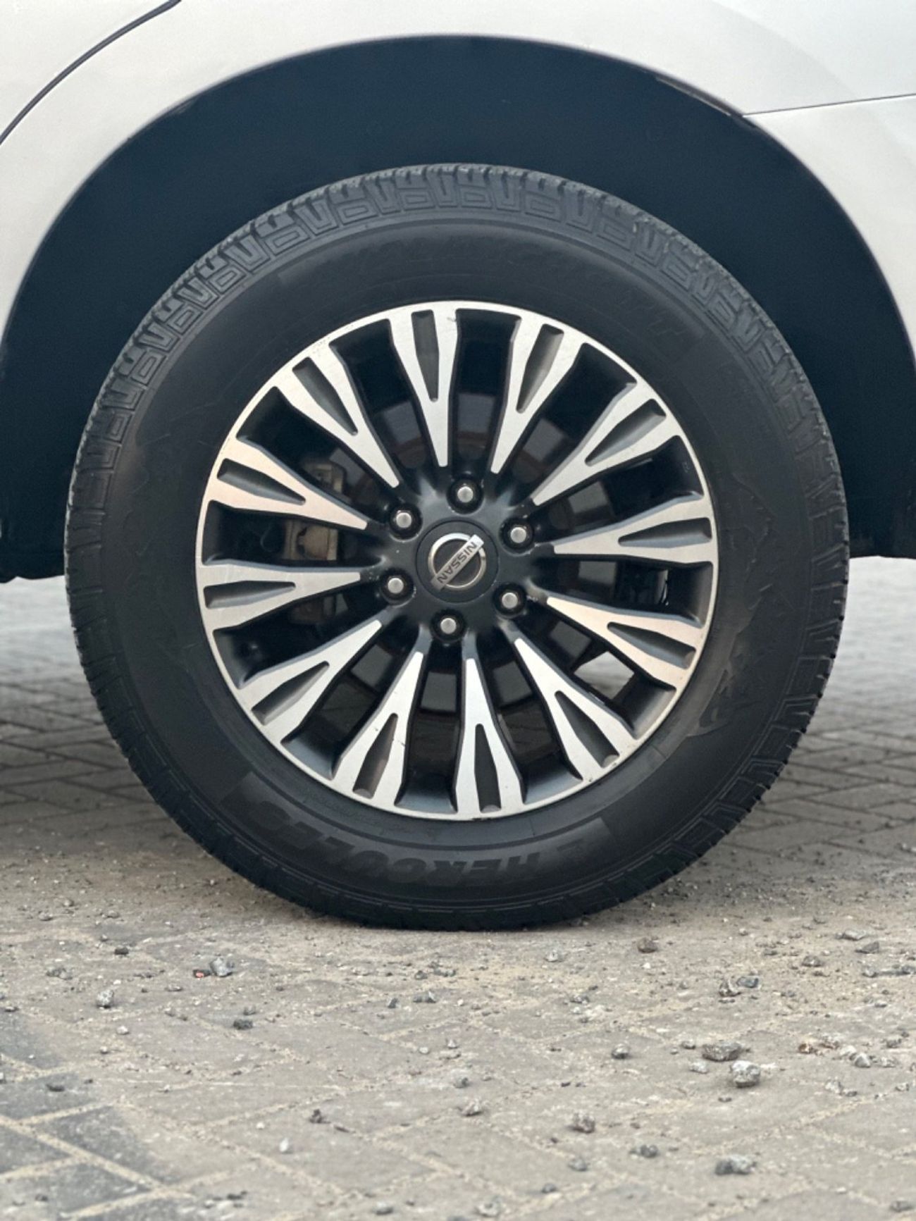 نيسان باترول موديل 2015 خليجي فل مواصفات فتحه ونظام صوت ممتاز V8