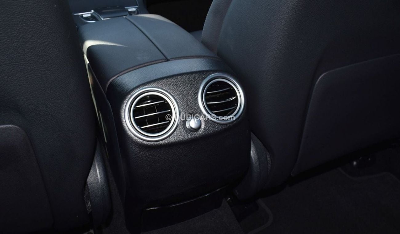 Mercedes-Benz GLC 300 4MATIC Mercedes GLC 300 AMG / 2021 / USA