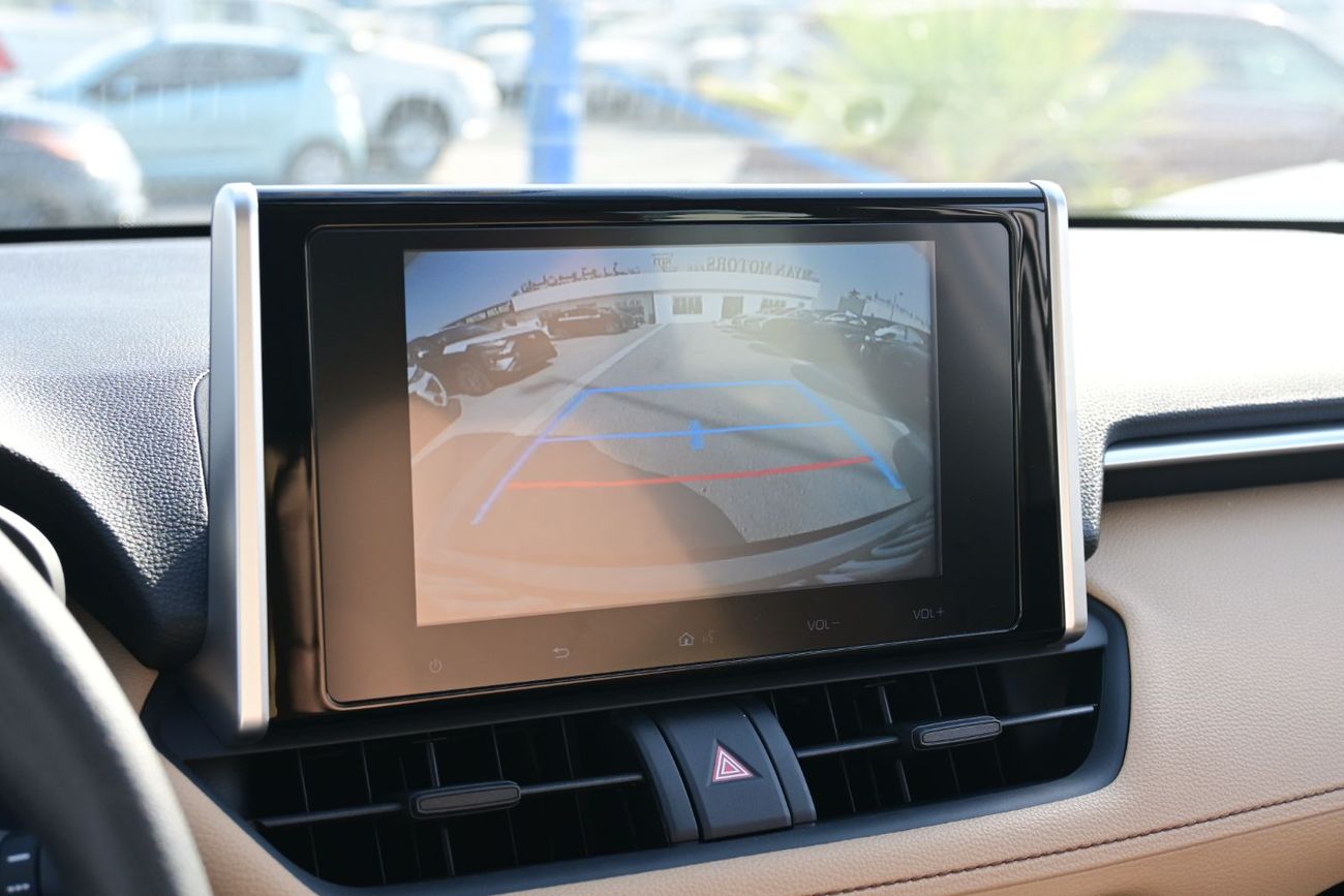 Toyota RAV4 Toyota RAV4 2.5L XLE-G Hybrid AWD, Model 2025 Color White