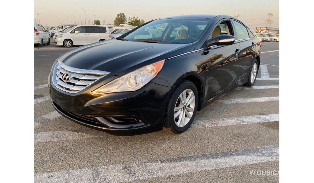 Hyundai Sonata 2014 HYUNDAI SONATA / MID OPTION