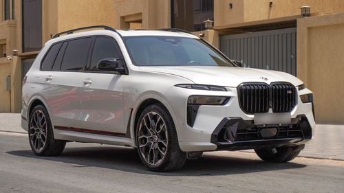BMW X7 xDriveM60i (6 Seats)