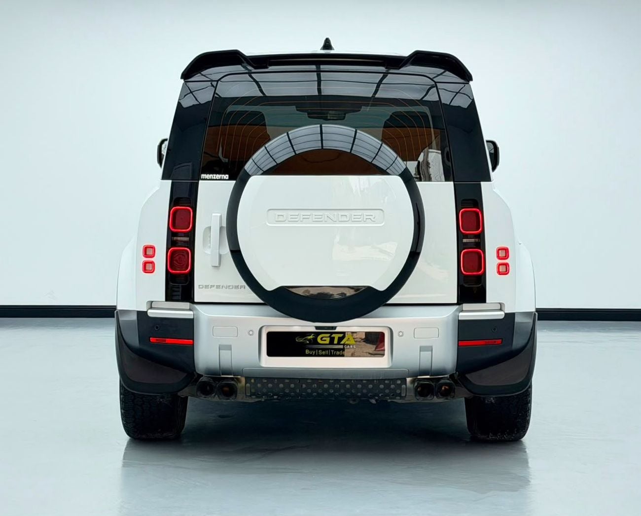 لاند روفر ديفندر 110 2024 Land Rover Defender 110 SE P300, Feb/2029 Land Rover Warranty + Service Pack, Full Service Hist