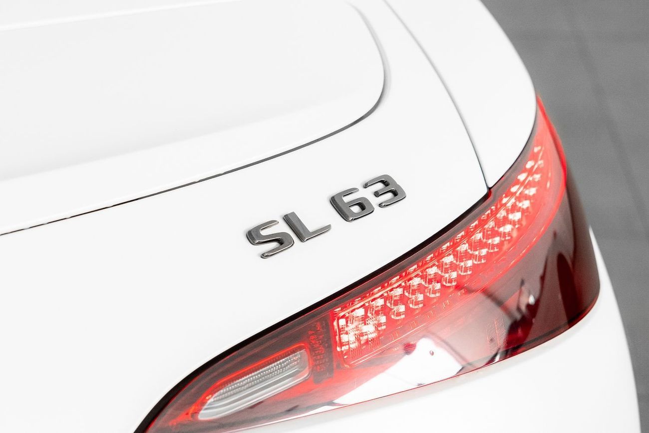 Mercedes-Benz SL 63 AMG Roadster SE Performance